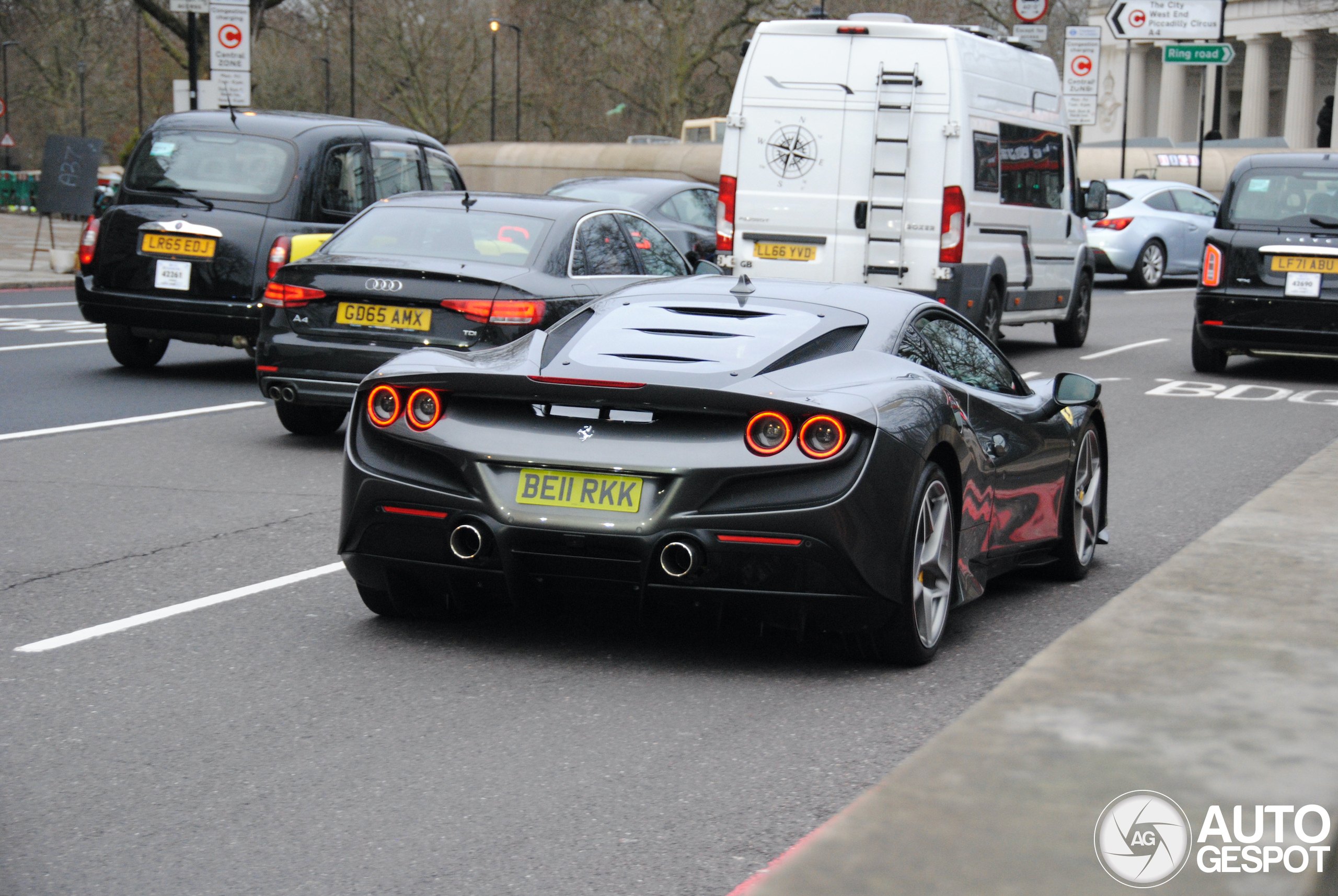 Ferrari F8 Tributo