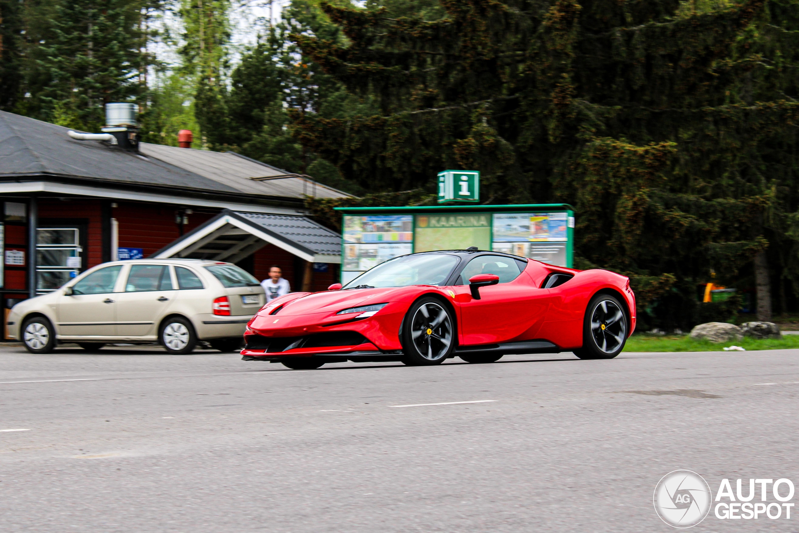 Ferrari SF90 Stradale