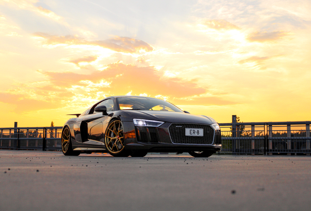 Audi R8 V10 Plus 2015