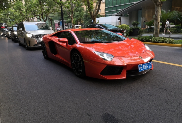 Lamborghini Aventador LP700-4