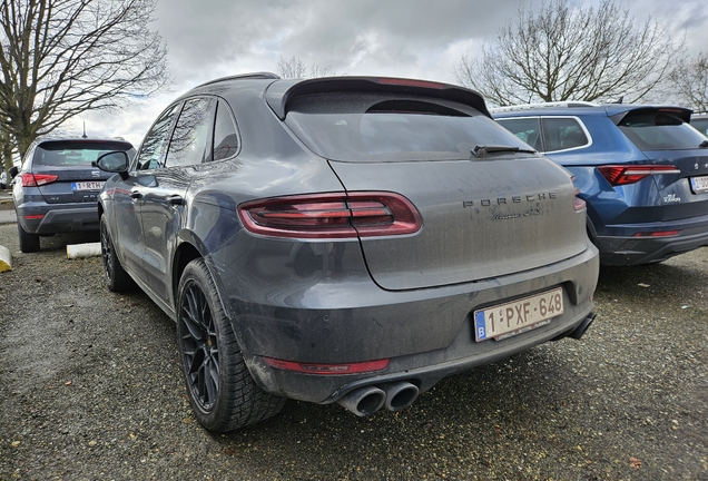 Porsche 95B Macan GTS