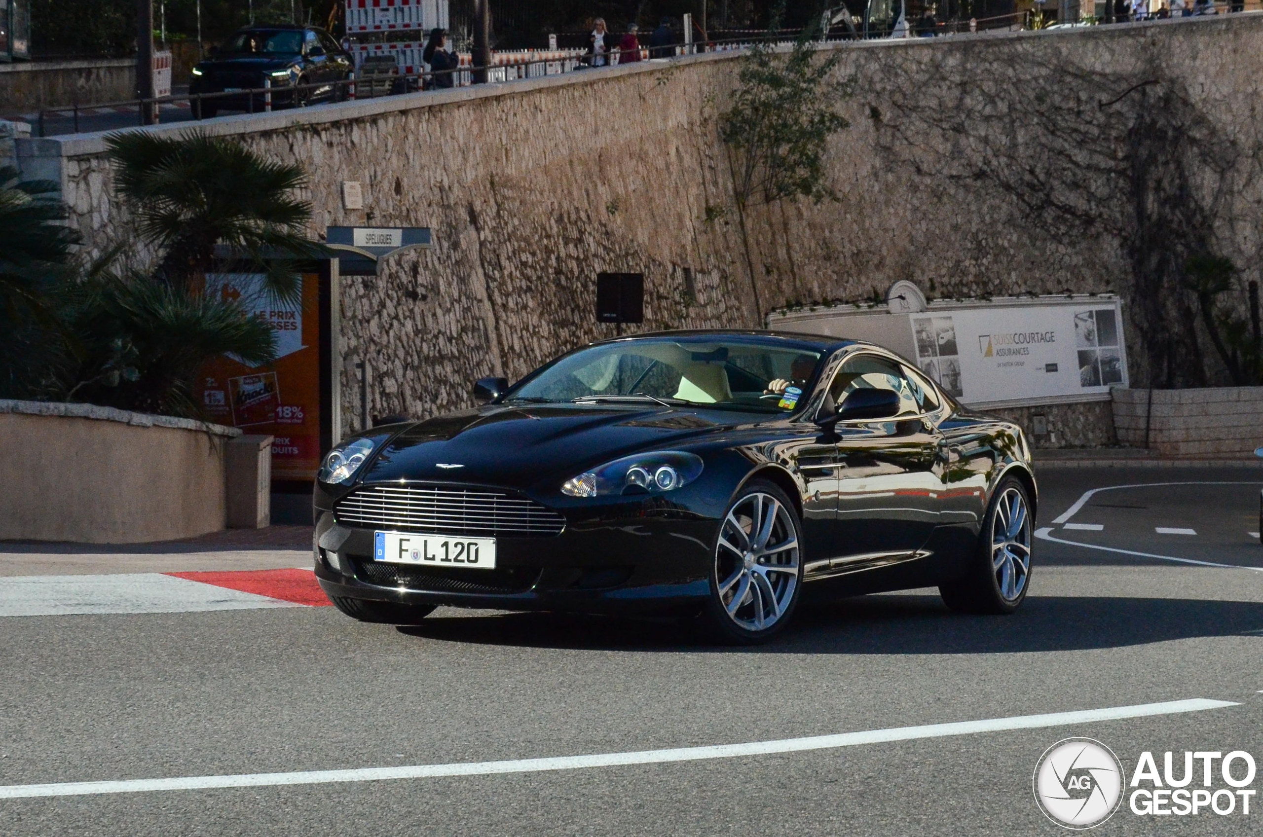 Aston Martin DB9