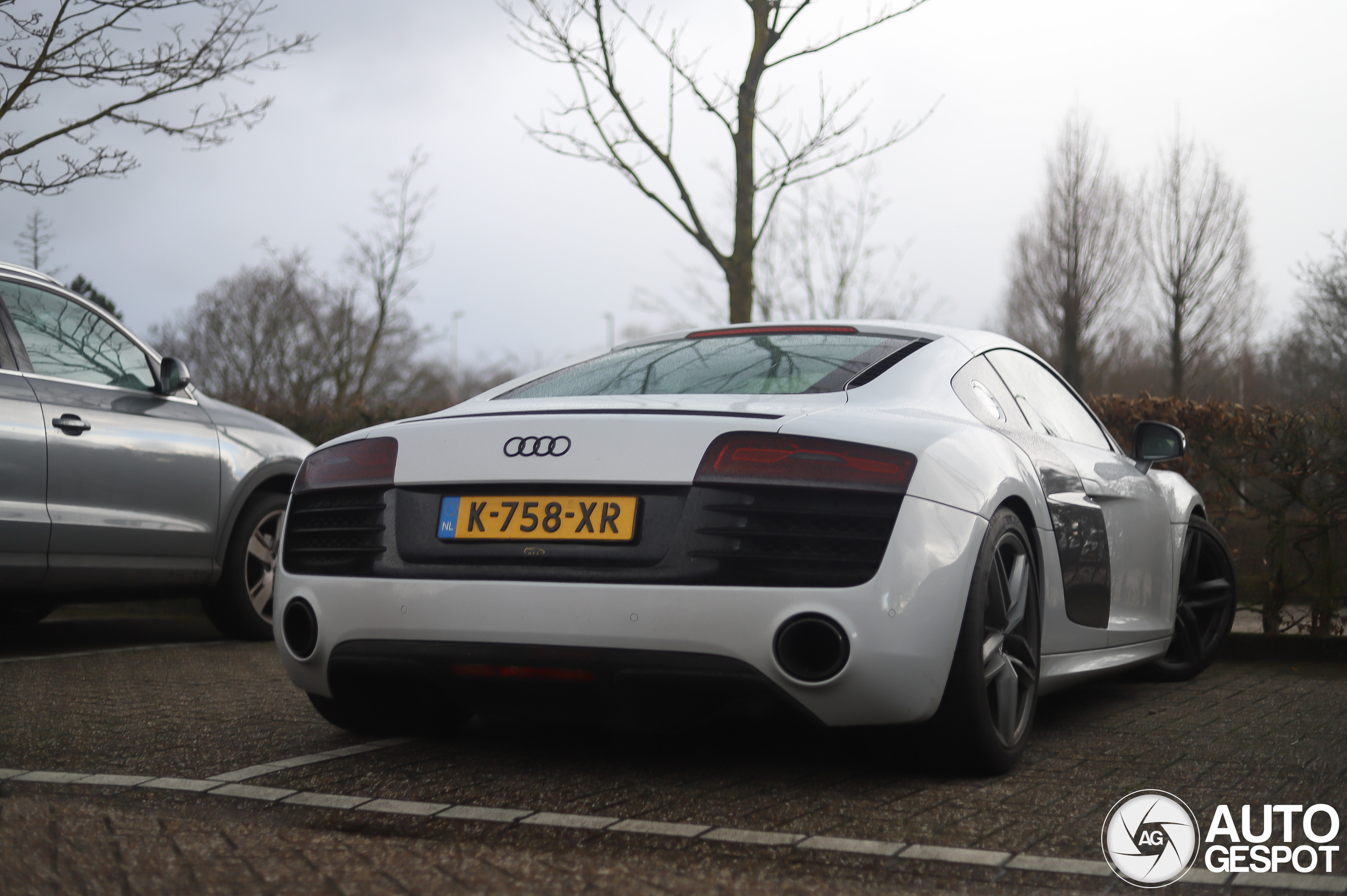 Audi R8 V10 2013