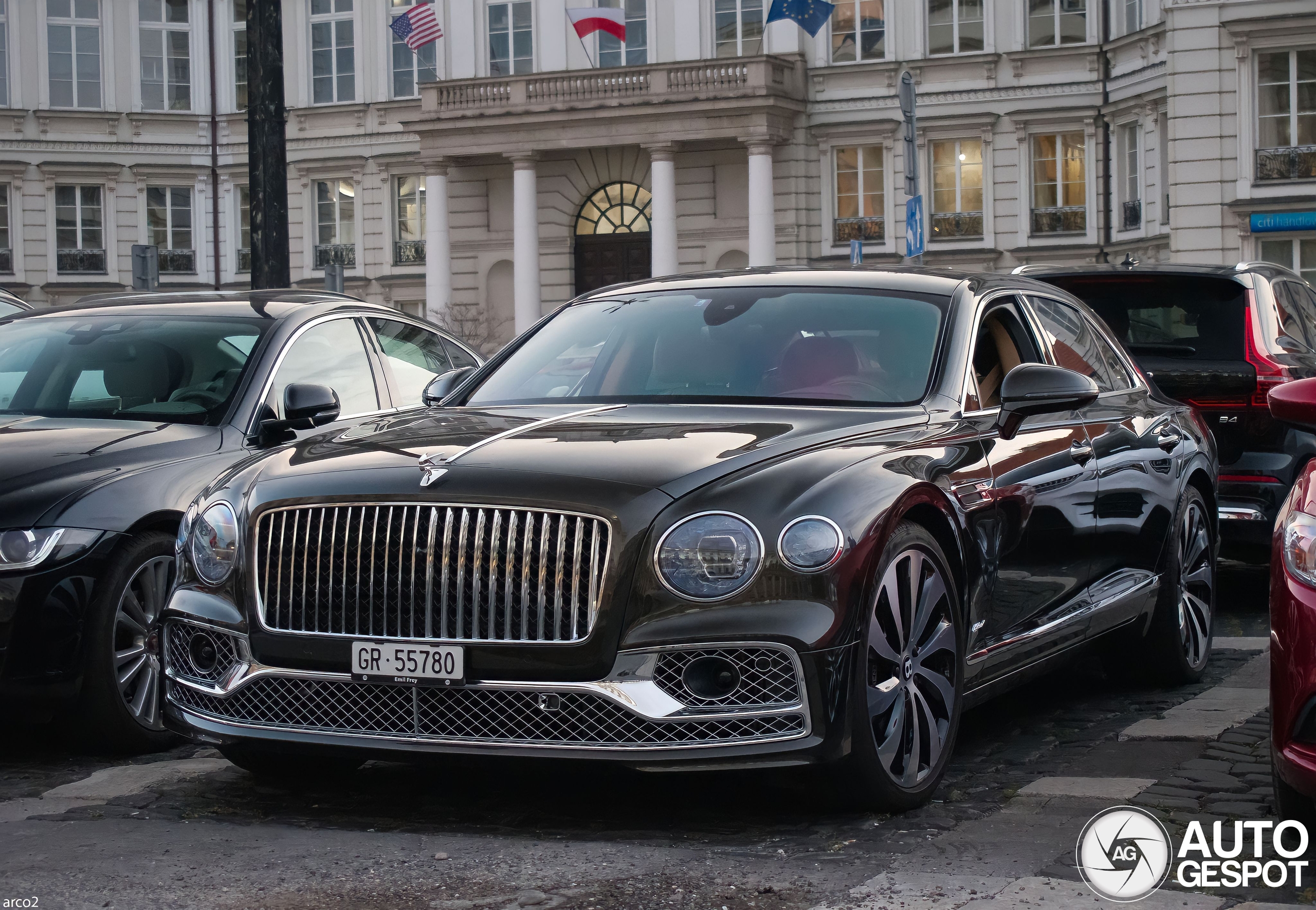 Bentley Flying Spur Hybrid