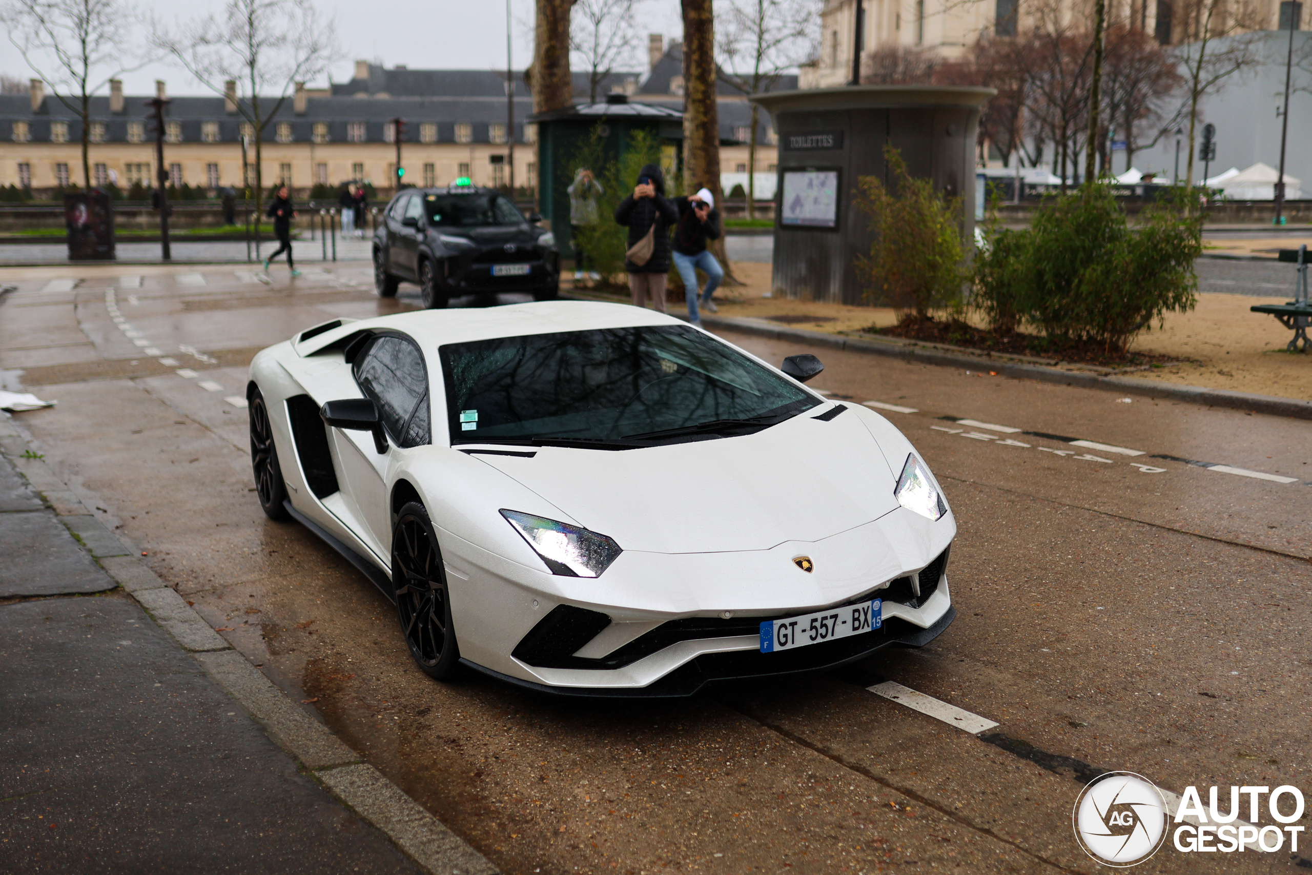 Lamborghini Aventador S LP740-4