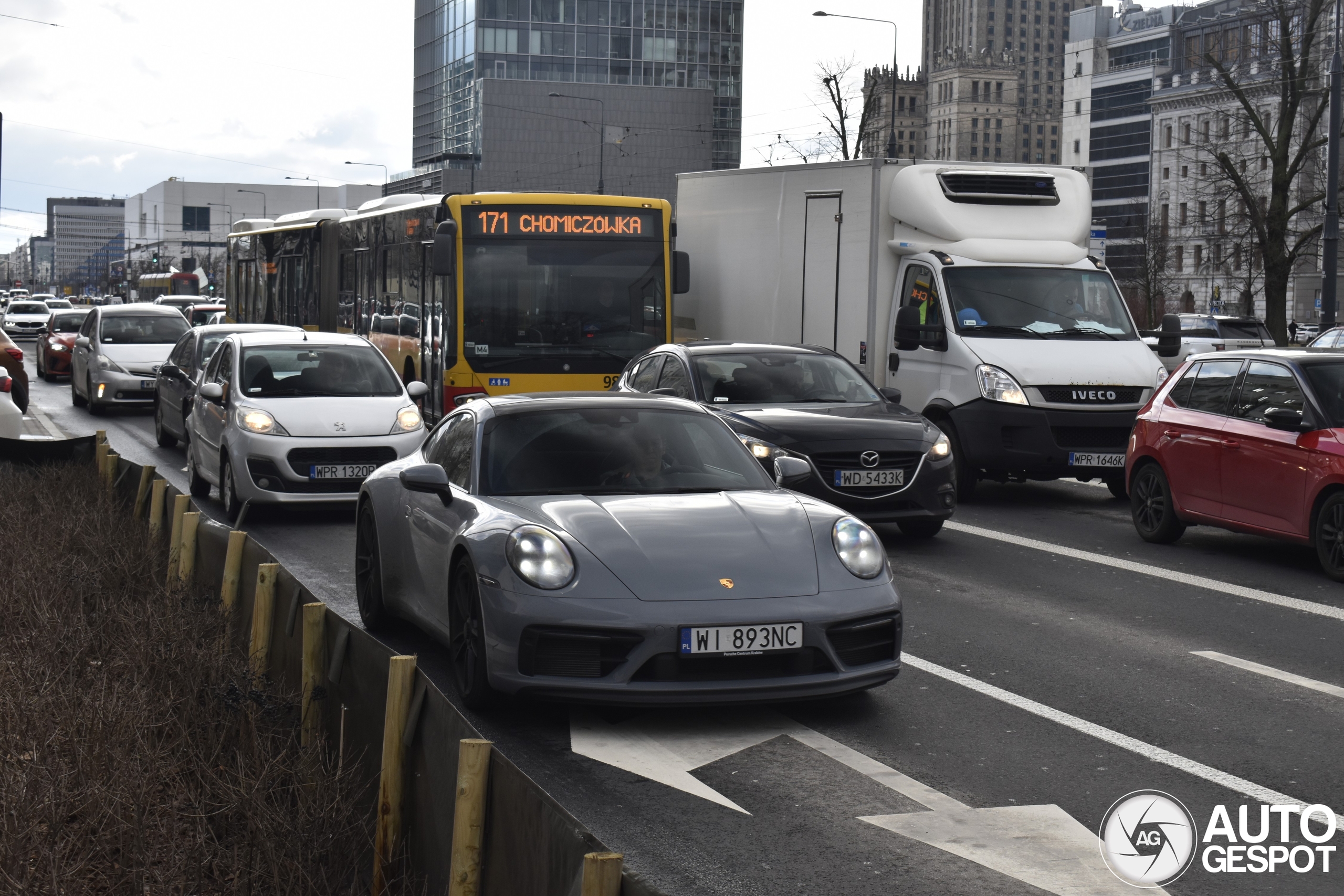 Porsche 992 Carrera 4 GTS