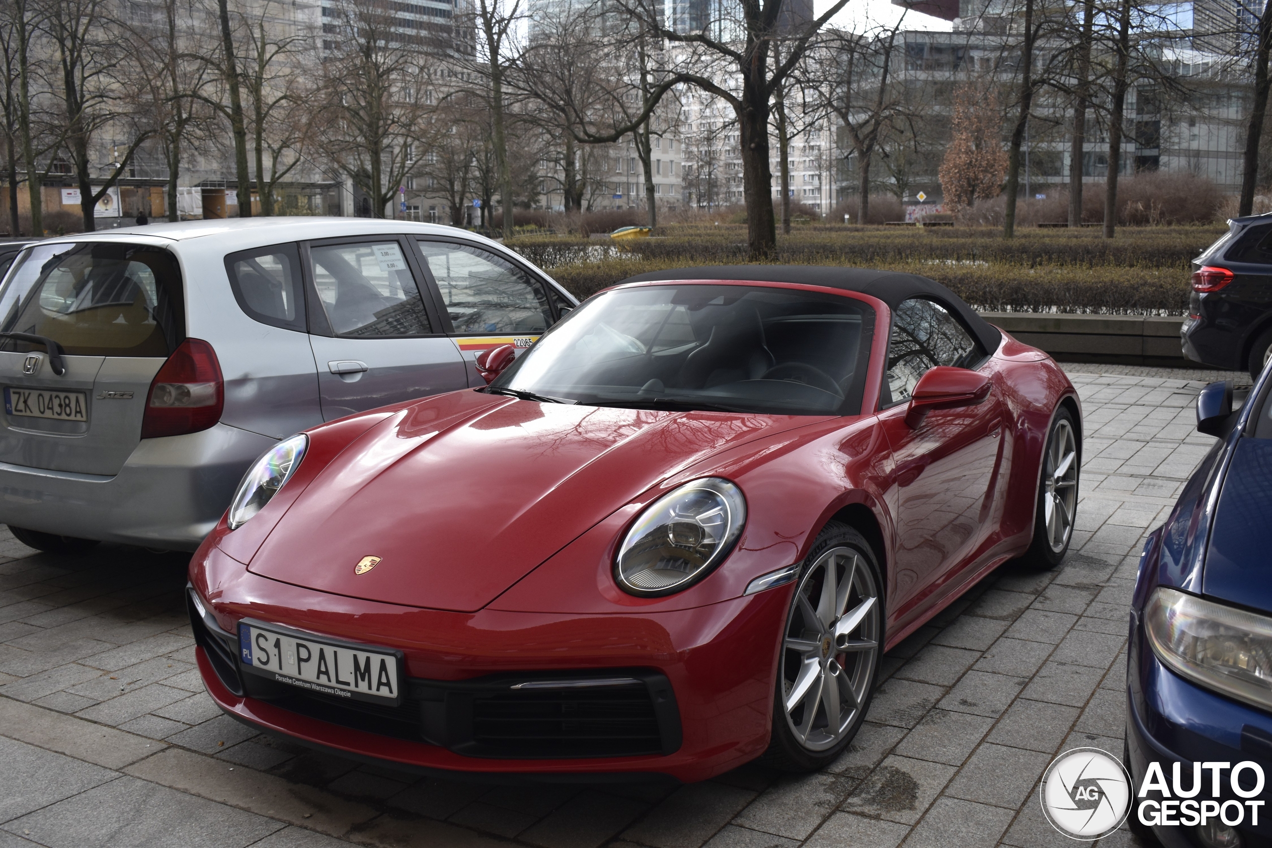 Porsche 992 Carrera 4S Cabriolet