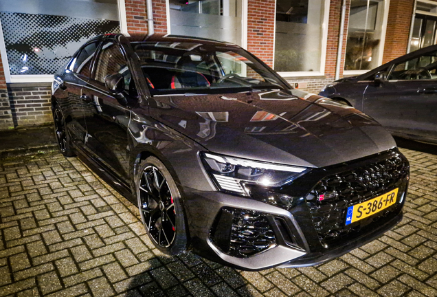 Audi RS3 Sedan 8Y