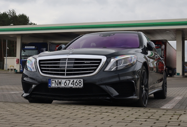 Mercedes-Benz S 63 AMG V222