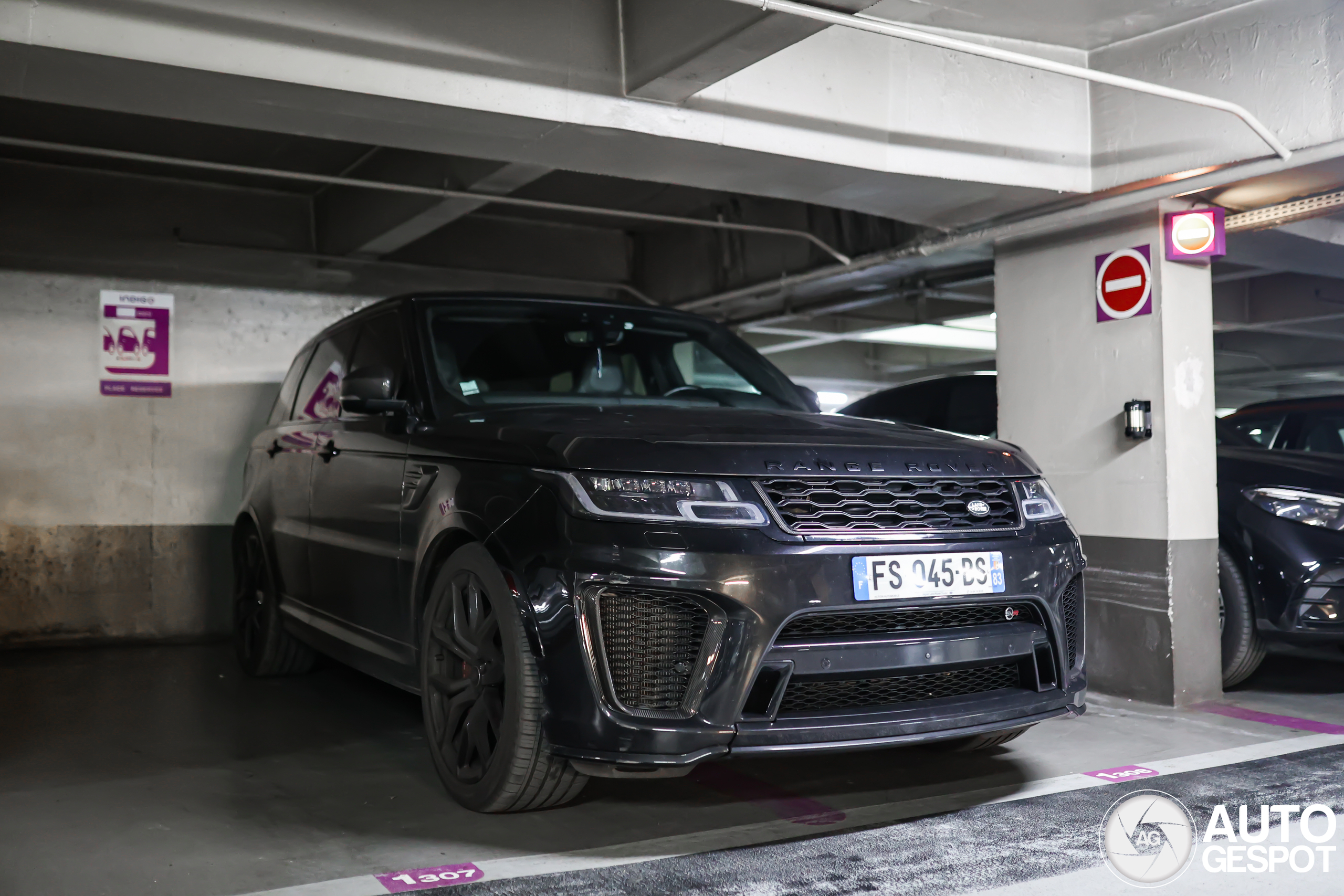 Land Rover Range Rover Sport SVR 2018