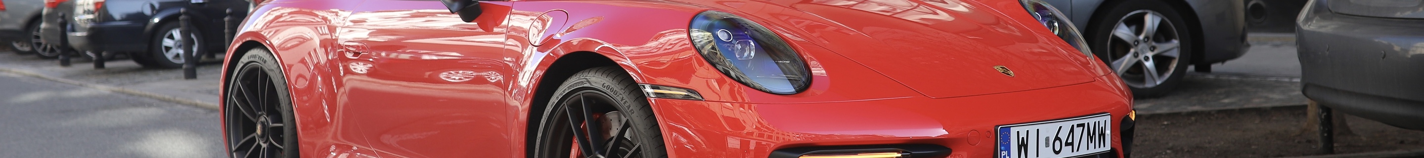 Porsche 992 Carrera 4 GTS Cabriolet