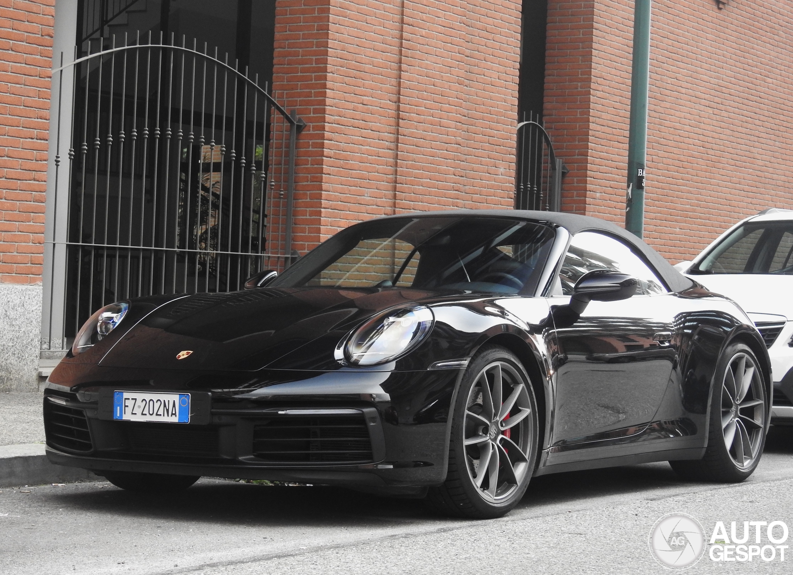 Porsche 992 Carrera 4S Cabriolet