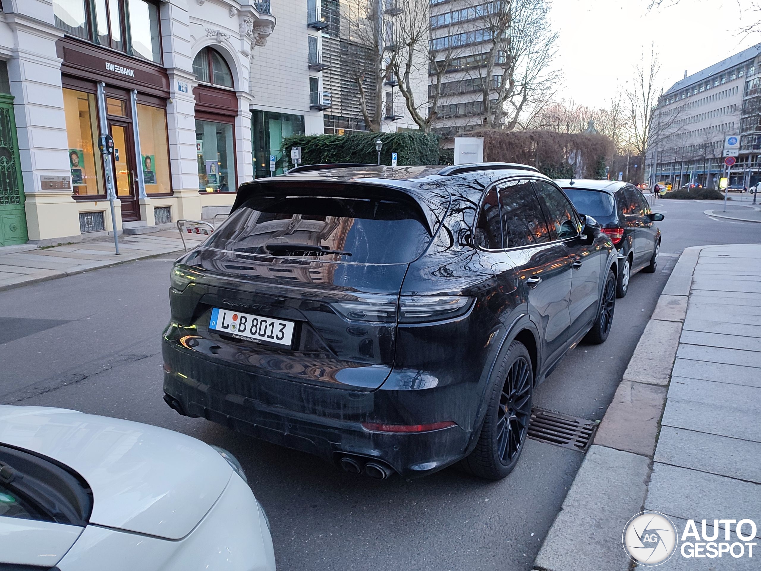 Porsche 9YA Cayenne GTS