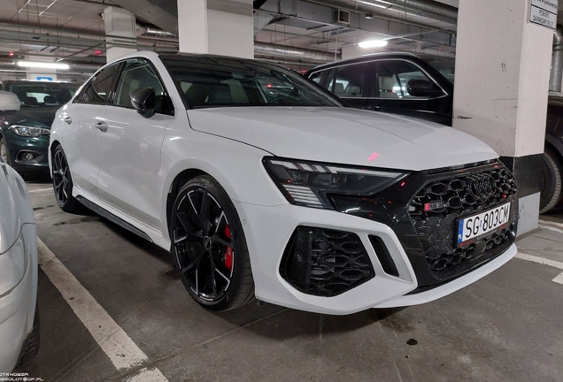 Audi RS3 Sedan 8Y