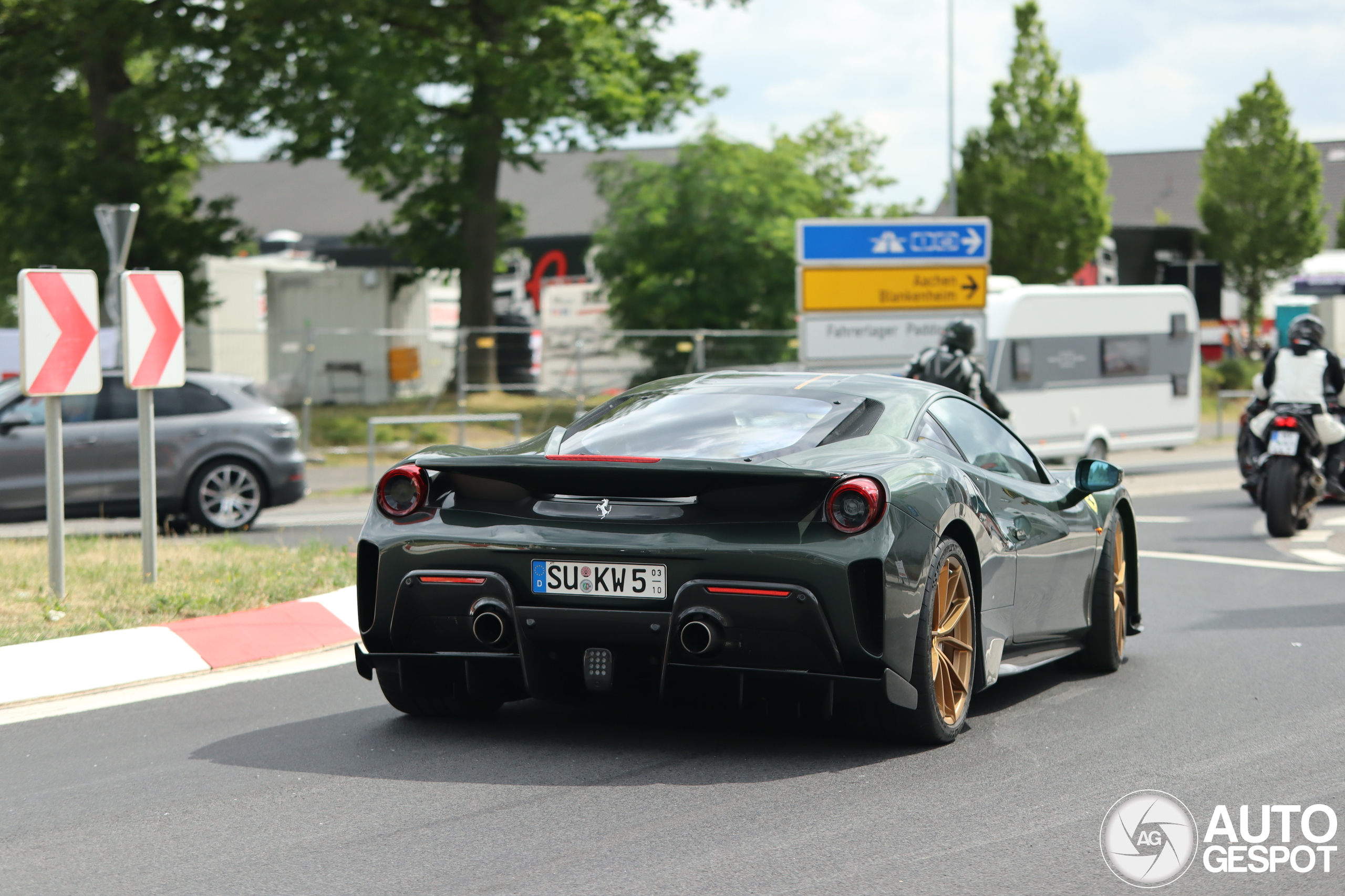 Ferrari 488 Pista