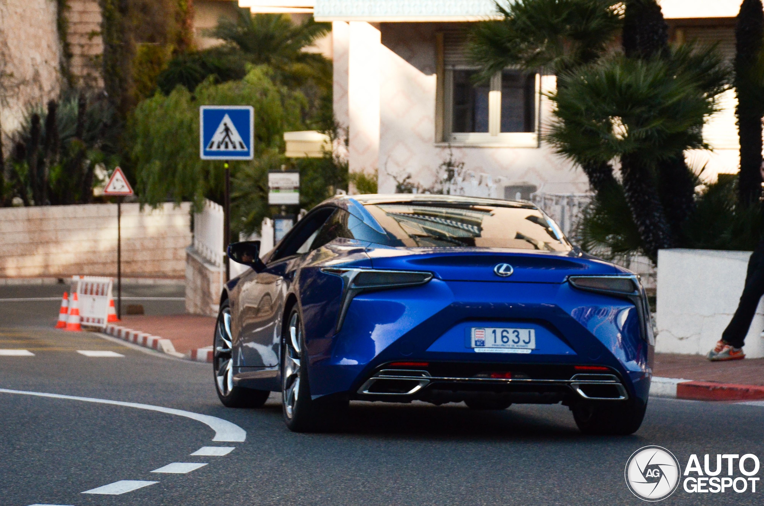 Lexus LC 500h Structural Blue Edition