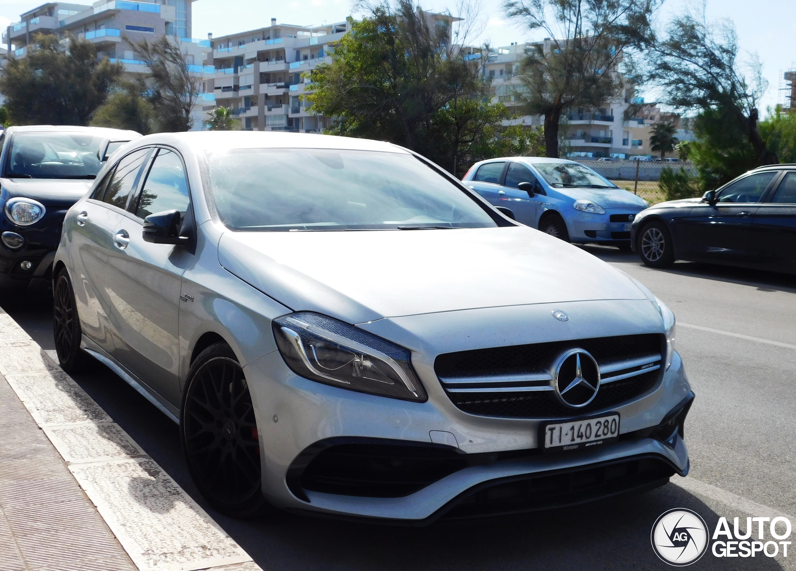 Mercedes-AMG A 45 W176 2015