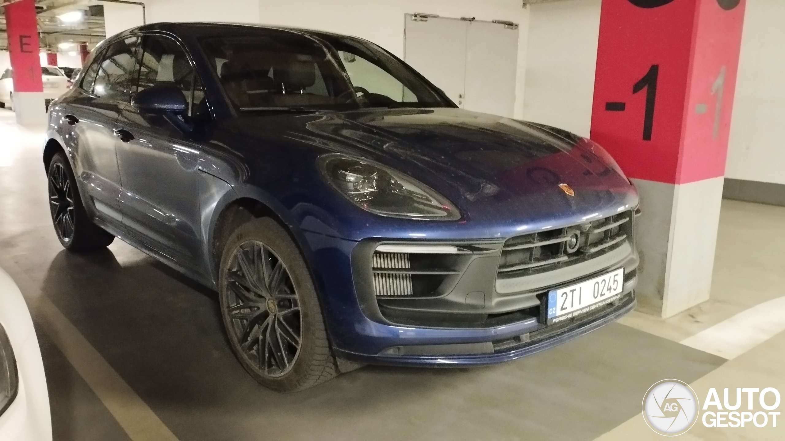 Porsche 95B Macan GTS MkIII