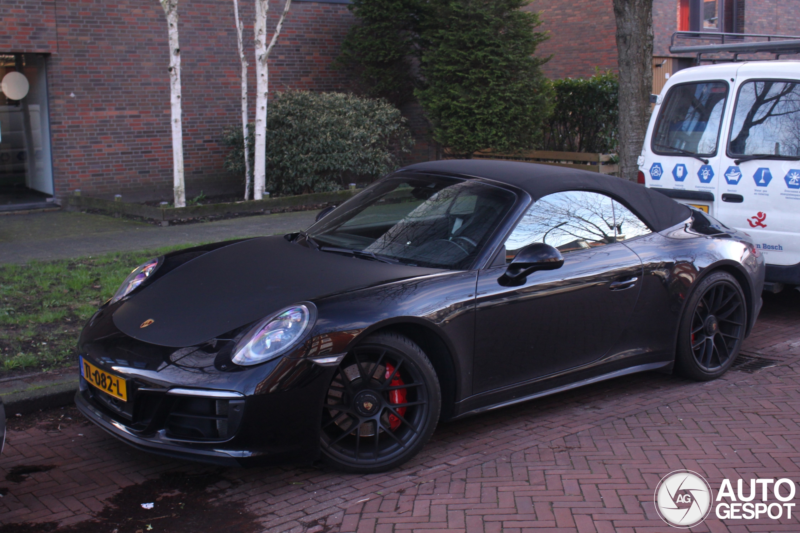 Porsche 991 Carrera 4 GTS Cabriolet MkII