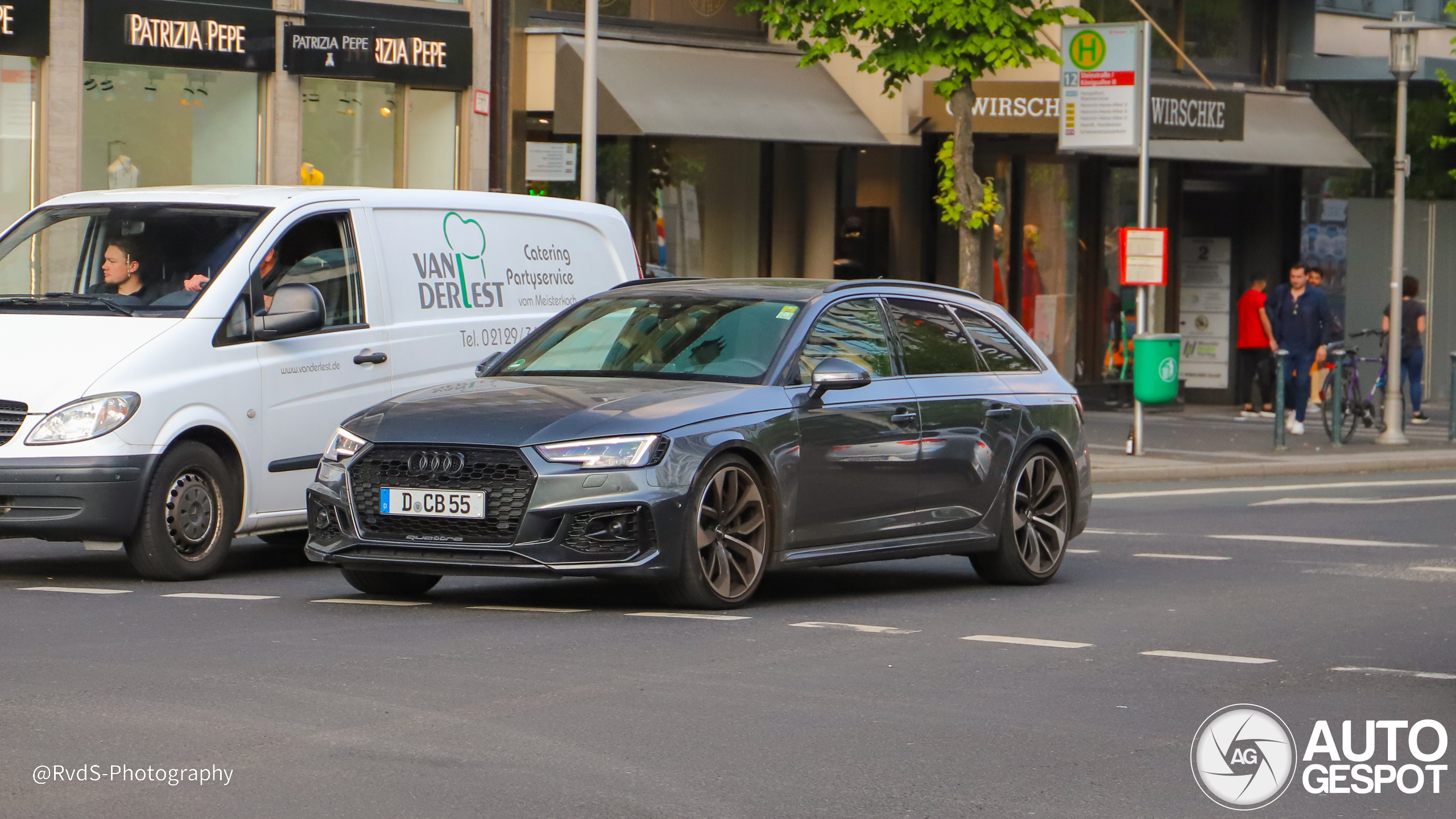 Audi RS4 Avant B9