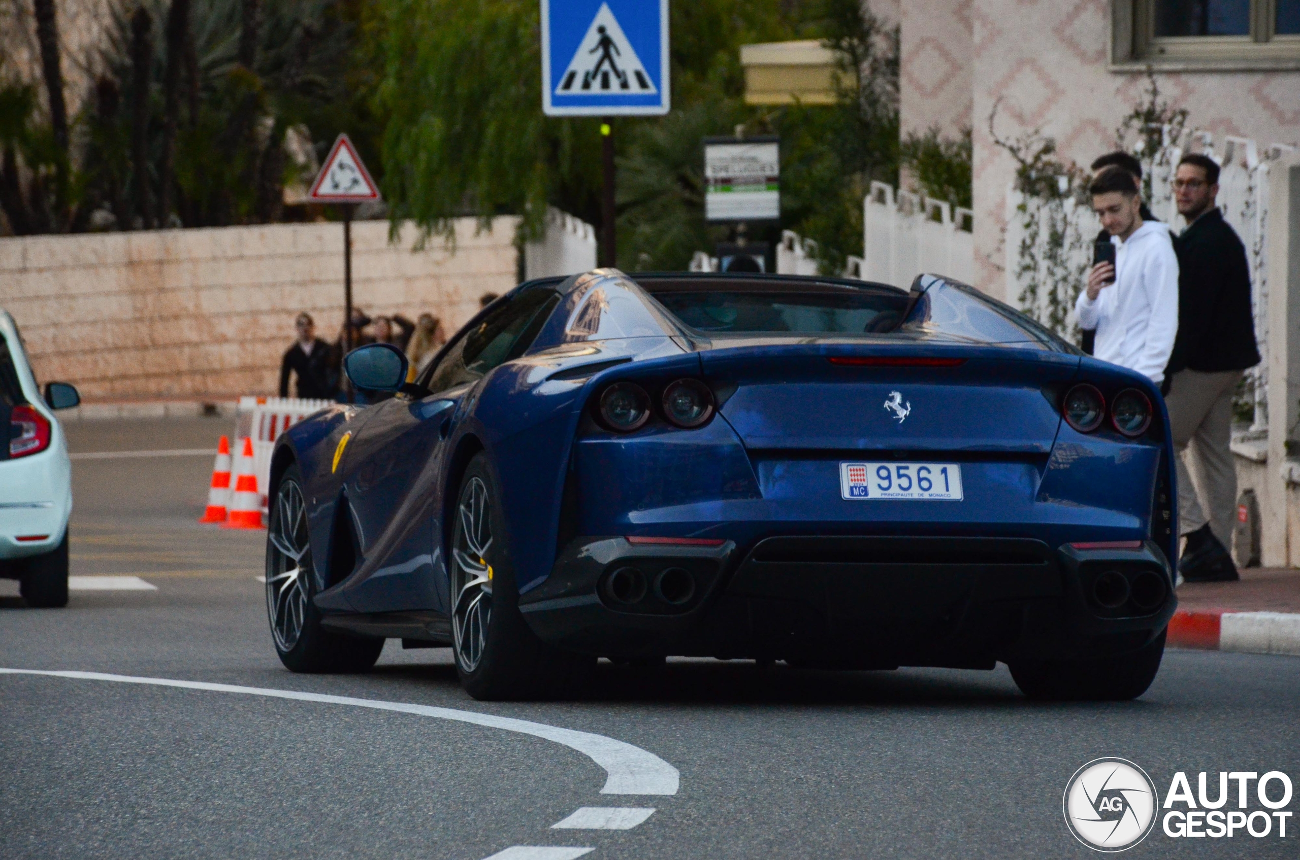 Ferrari 812 GTS