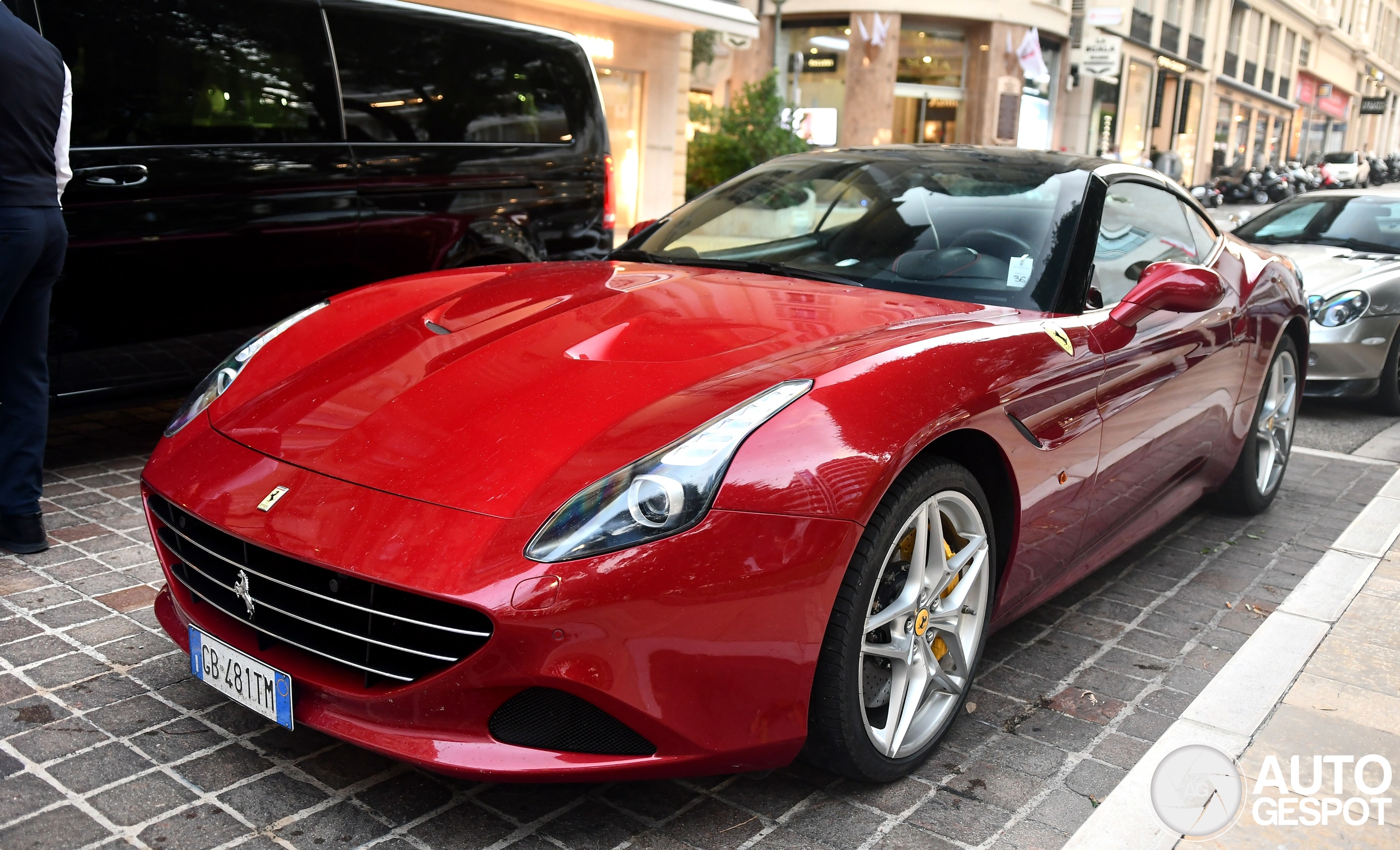 Ferrari California T