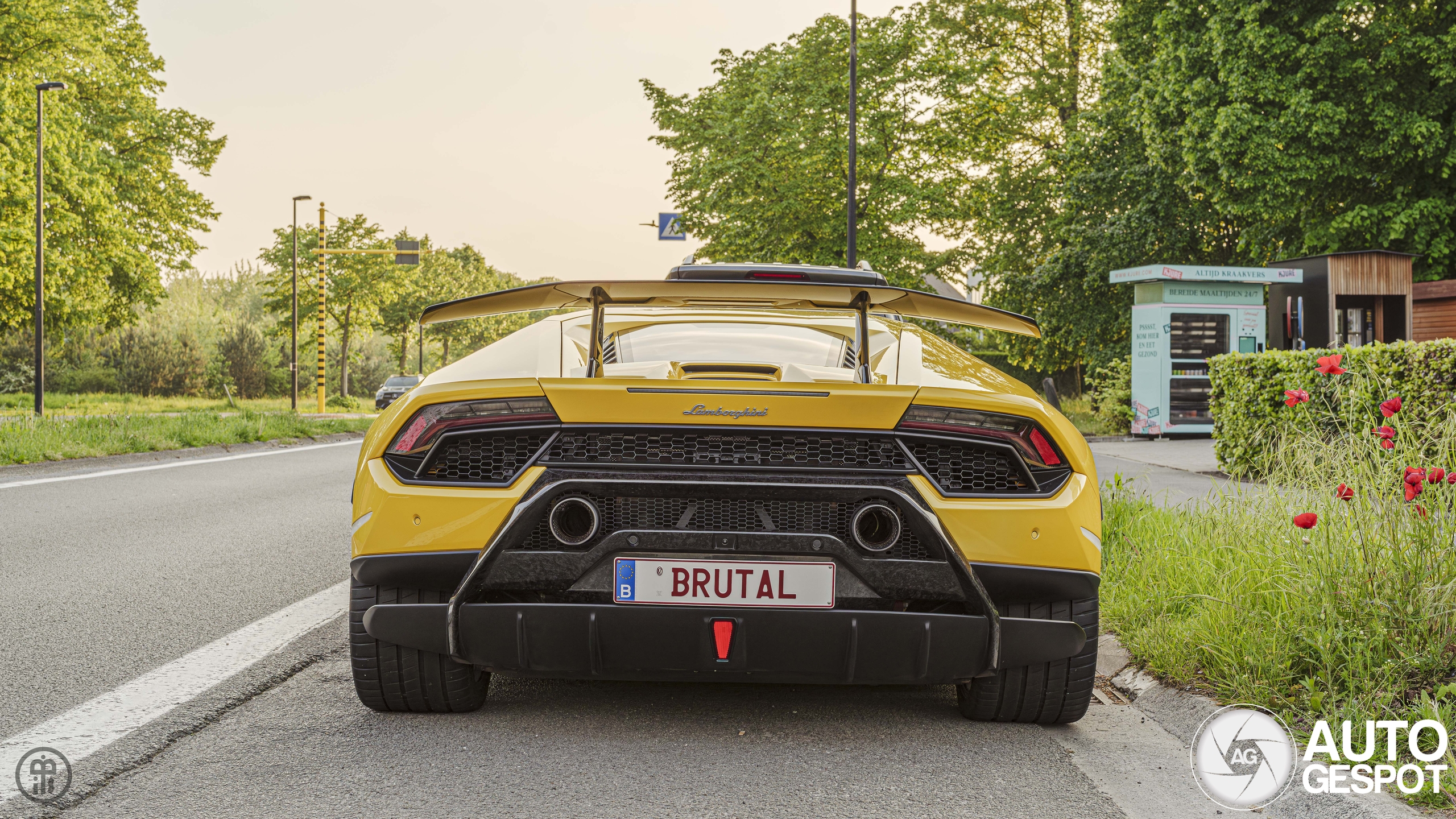 Lamborghini Huracán LP640-4 Performante