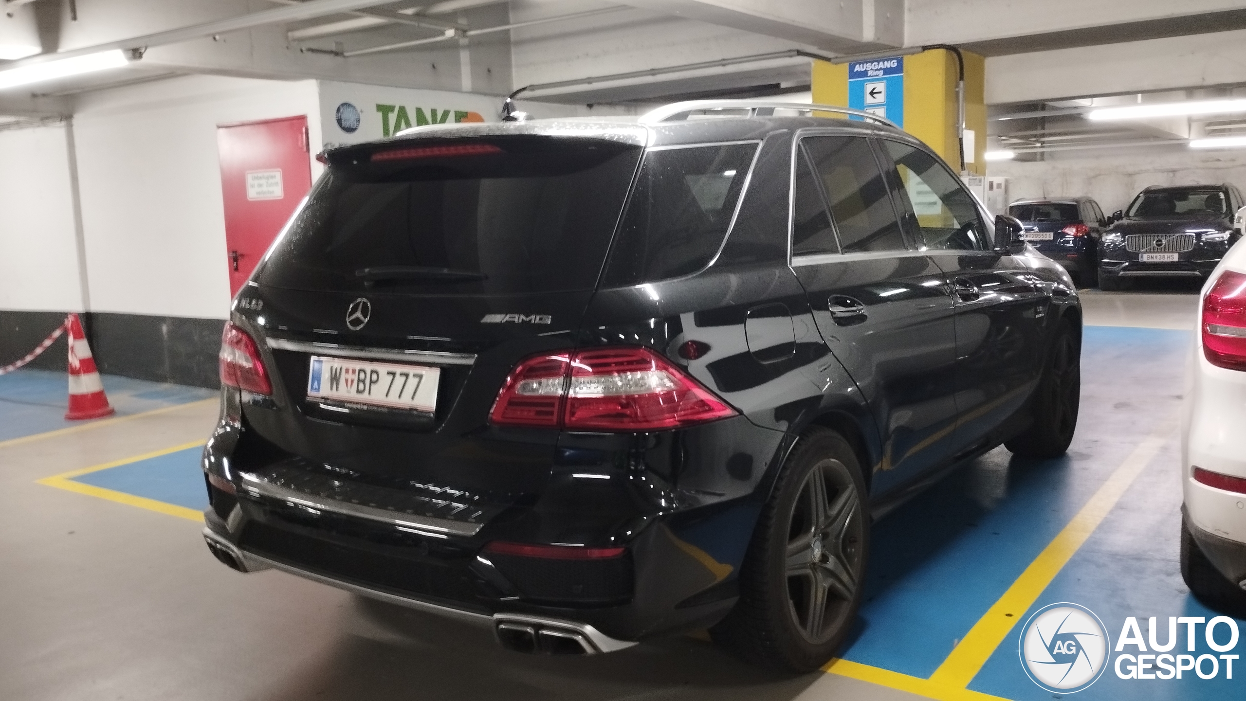 Mercedes-Benz ML 63 AMG W166