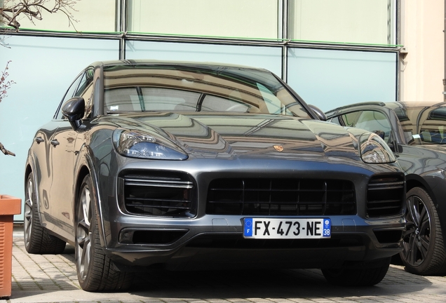 Porsche Cayenne Coupé Turbo S E-Hybrid