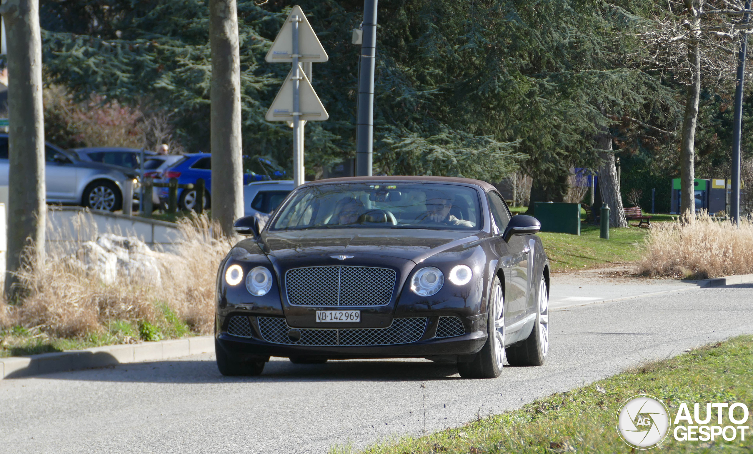 Bentley Continental GTC 2012