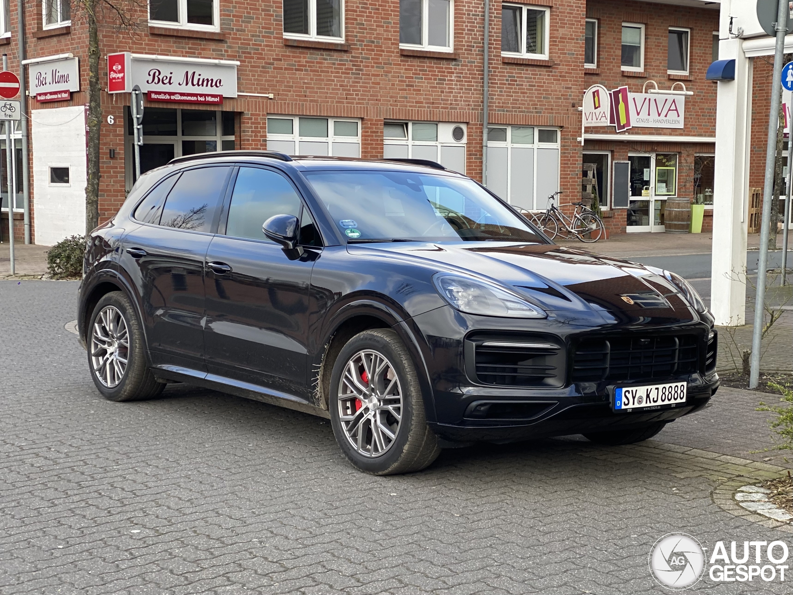 Porsche 9YA Cayenne GTS