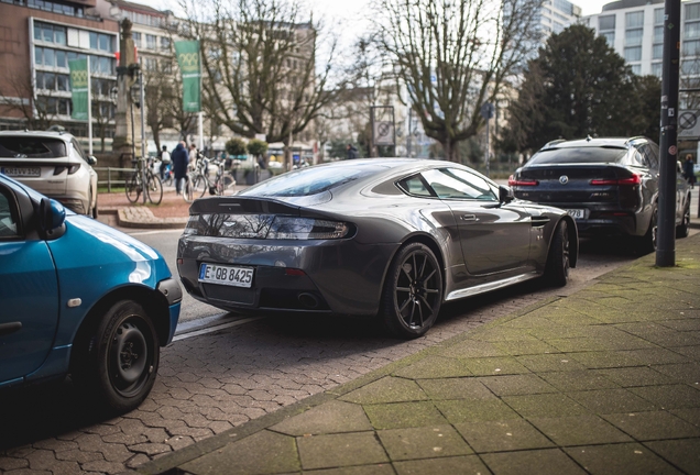 Aston Martin V12 Vantage S