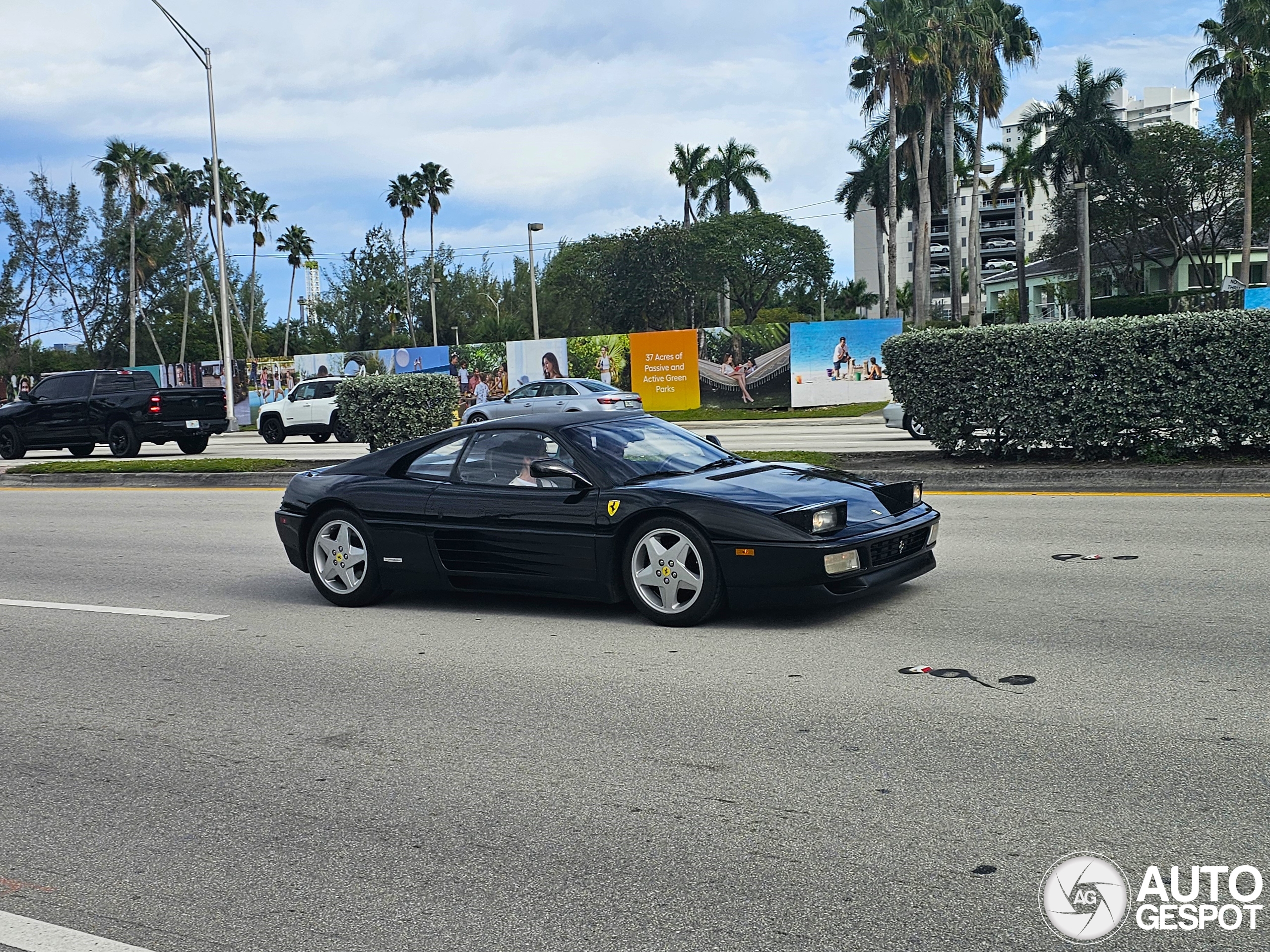 Ferrari 348 TS