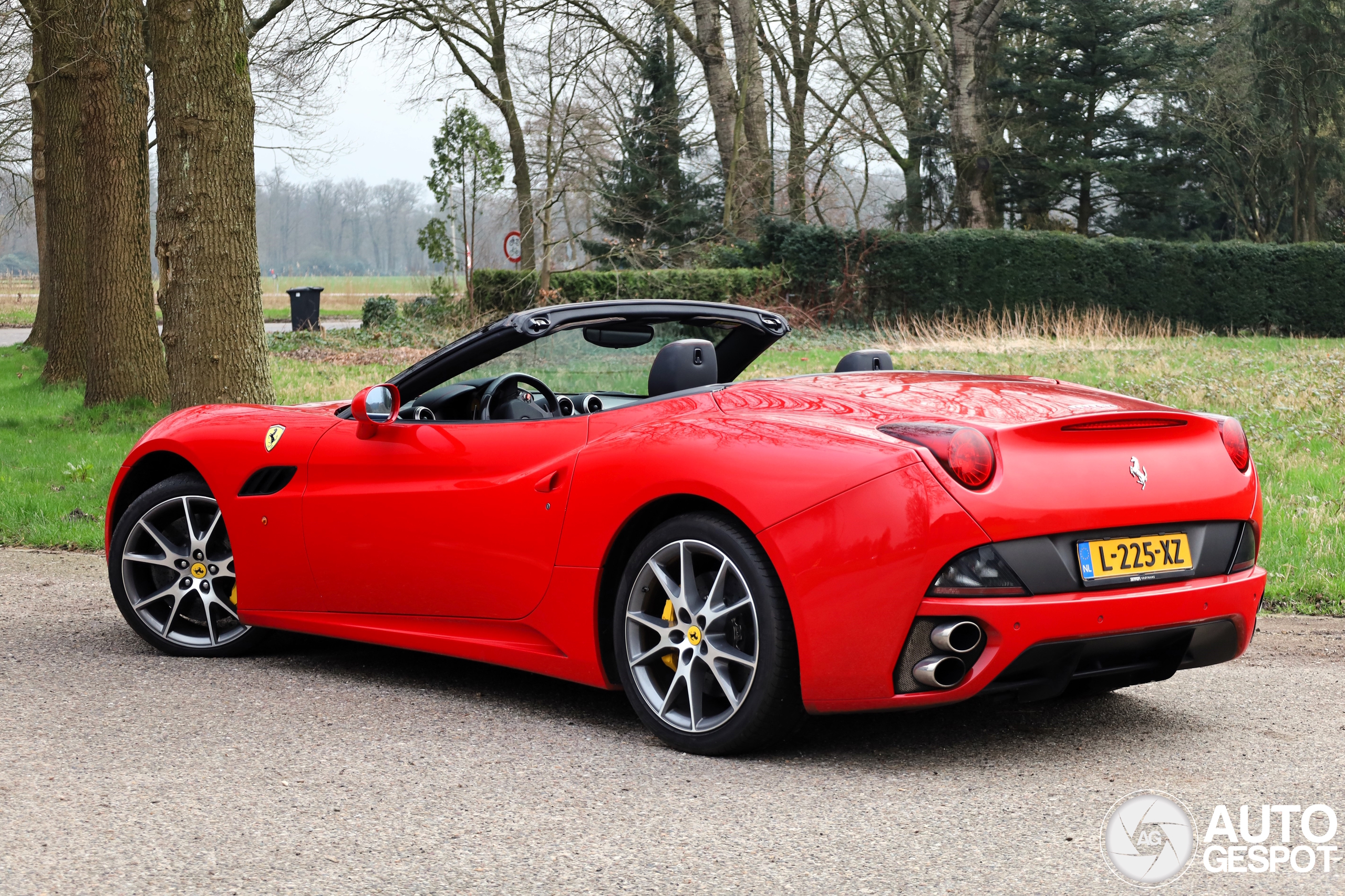 Ferrari California