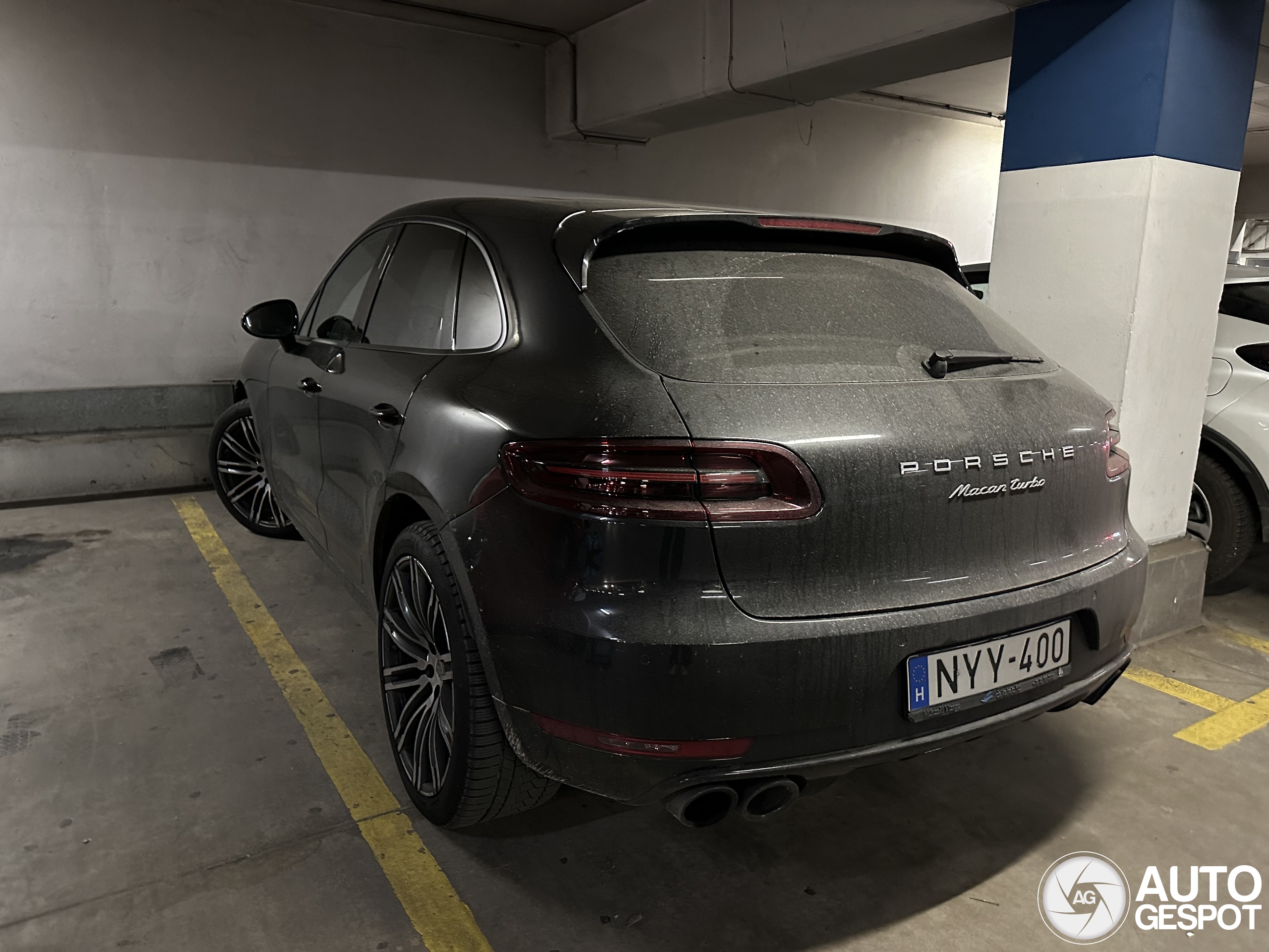 Porsche 95B Macan Turbo