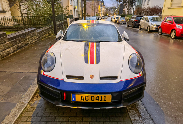 Porsche 992 Dakar