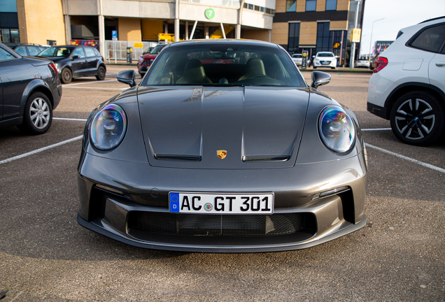 Porsche 992 GT3 Touring