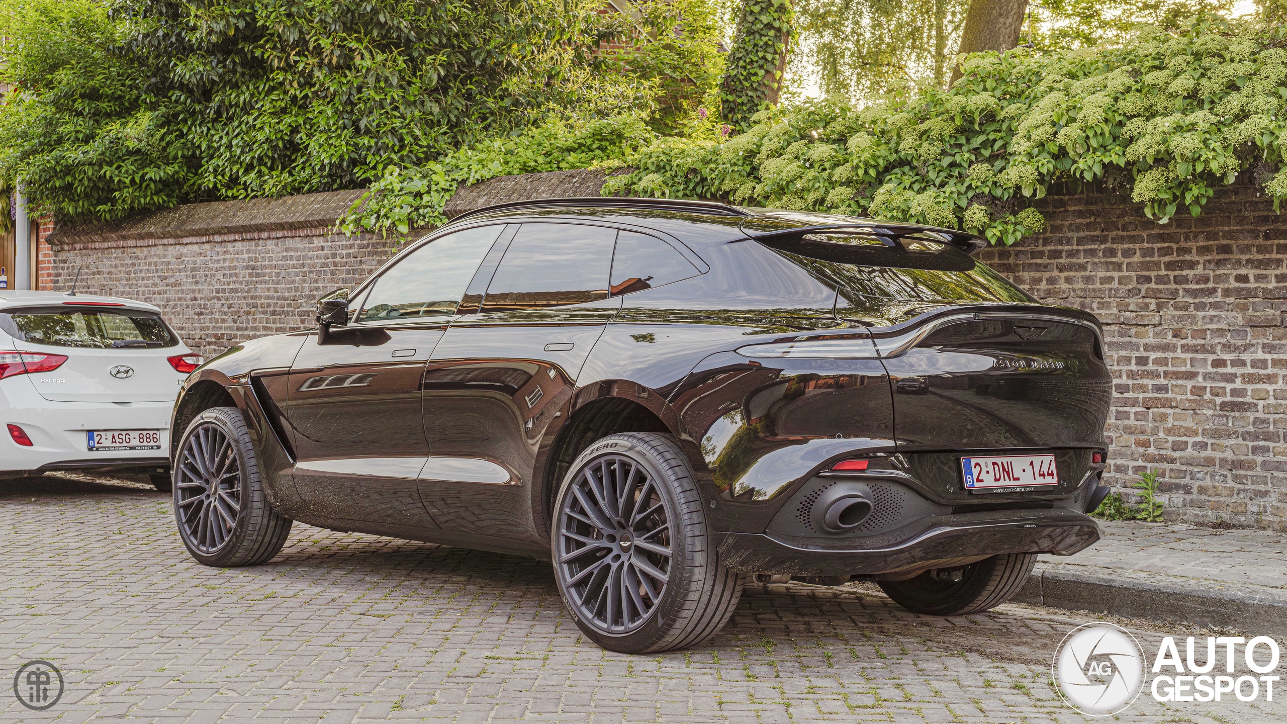 Aston Martin DBX