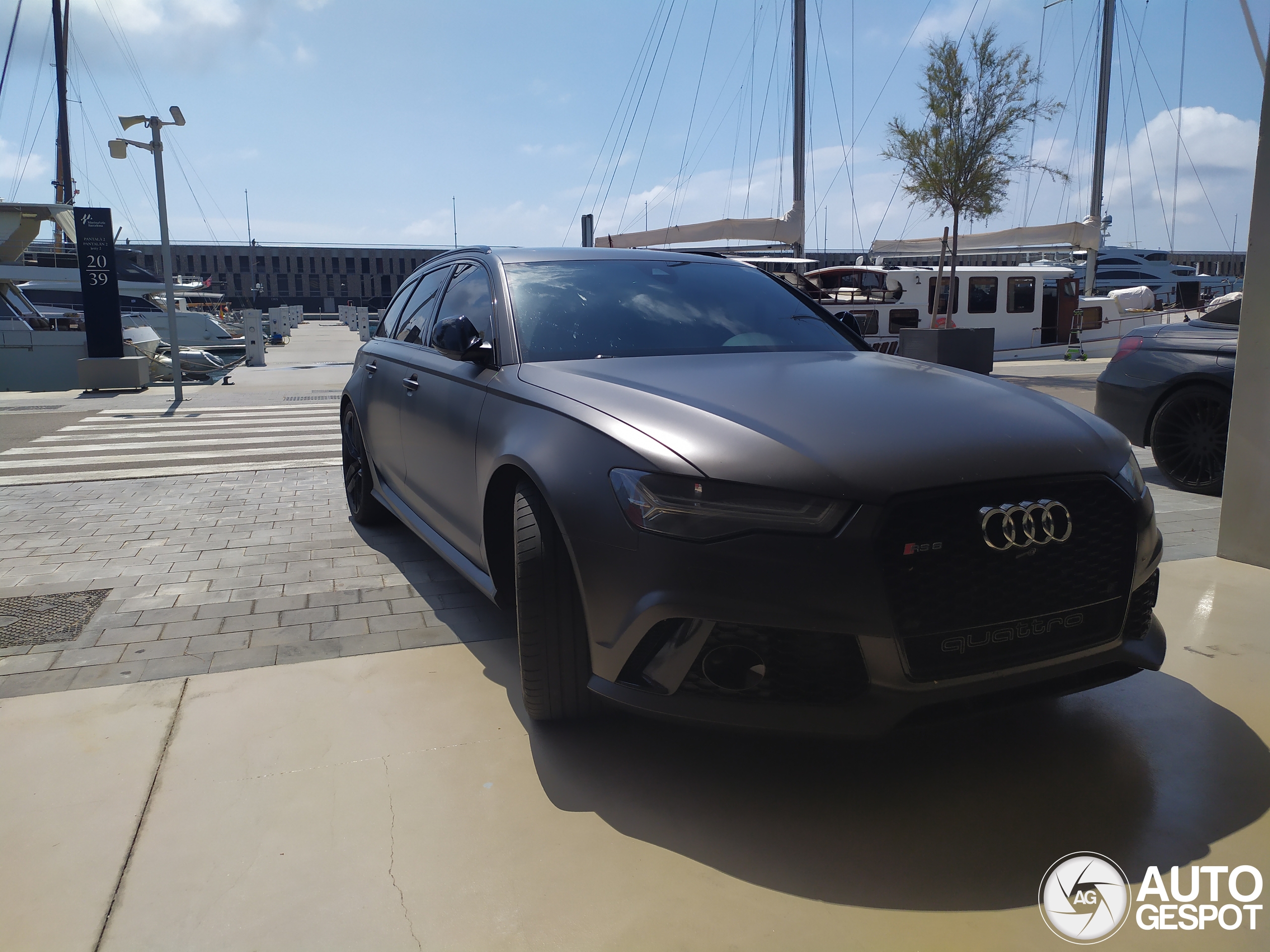 Audi RS6 Avant C7 2015