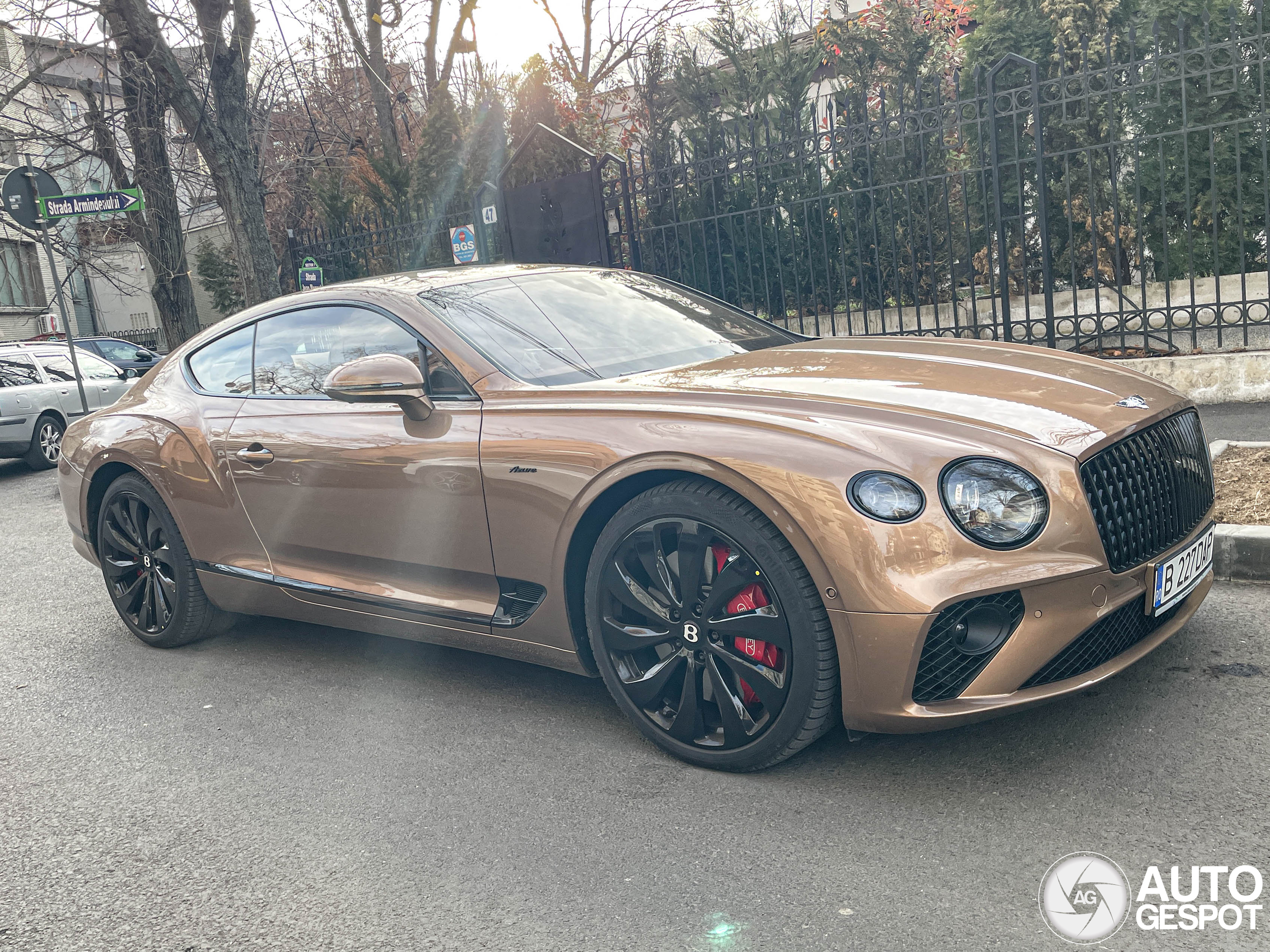 Bentley Continental GT V8 Azure 2024