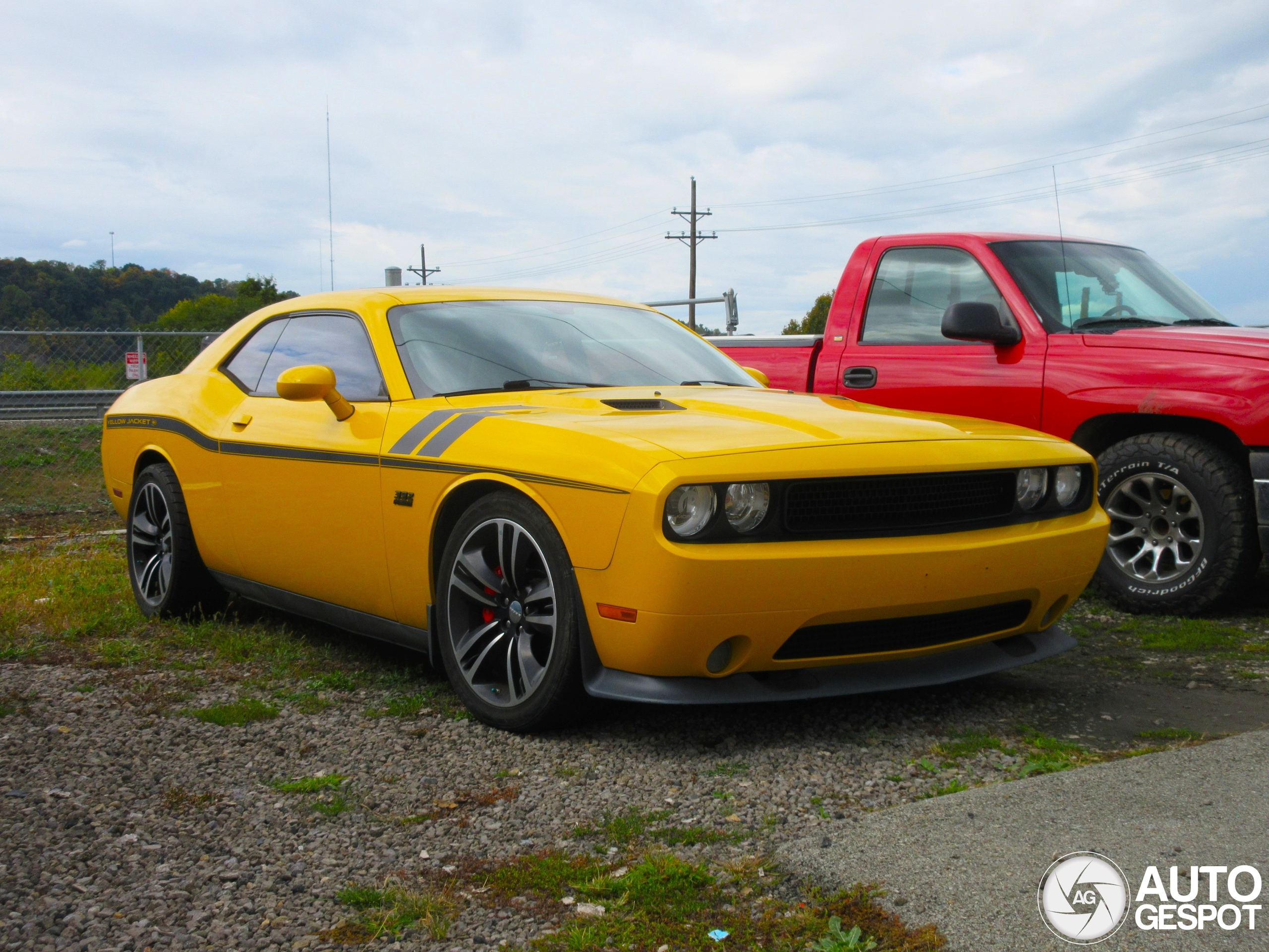 Dodge Challenger SRT-8 392 Yellow Jacket