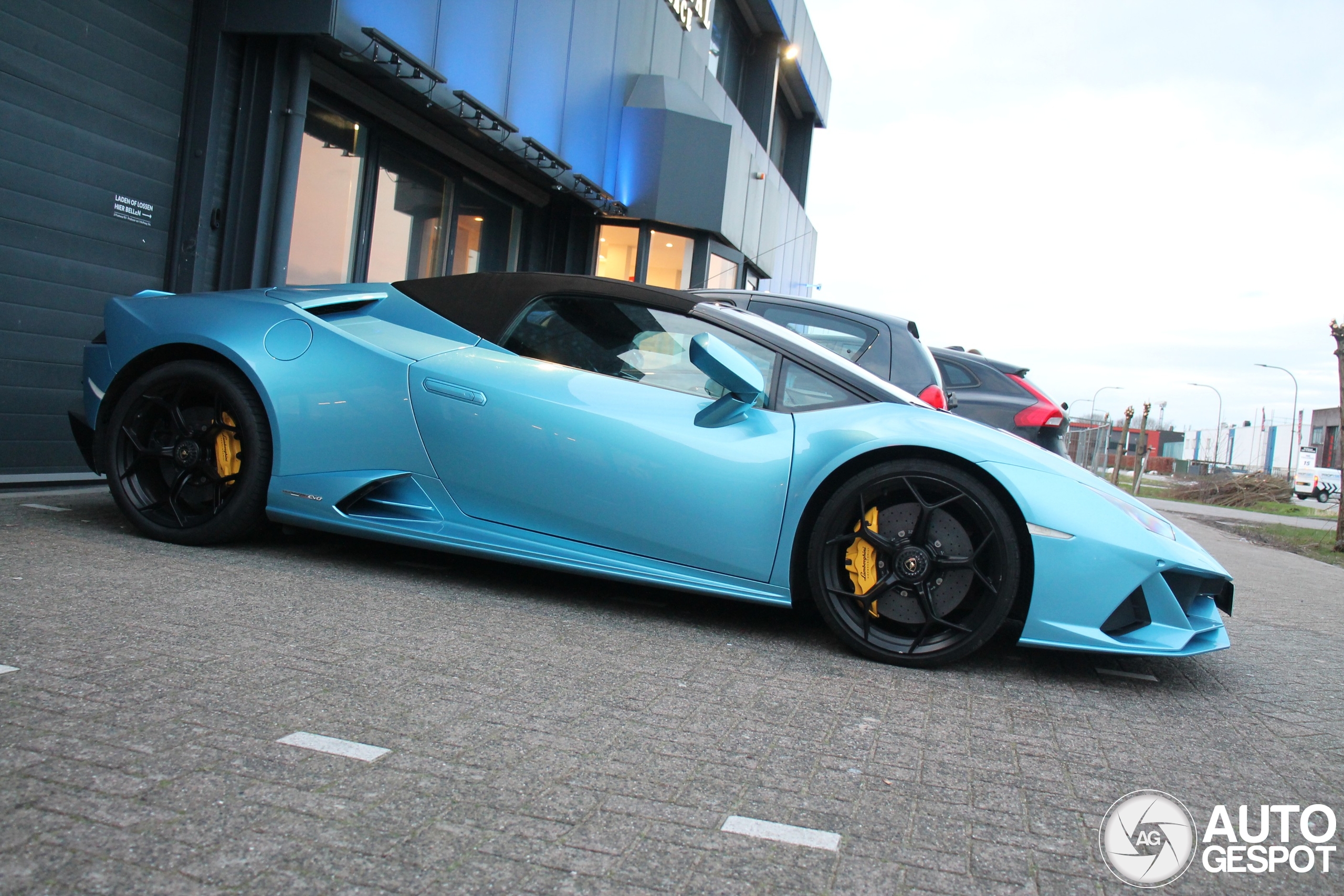 Lamborghini Huracán LP640-4 EVO Spyder