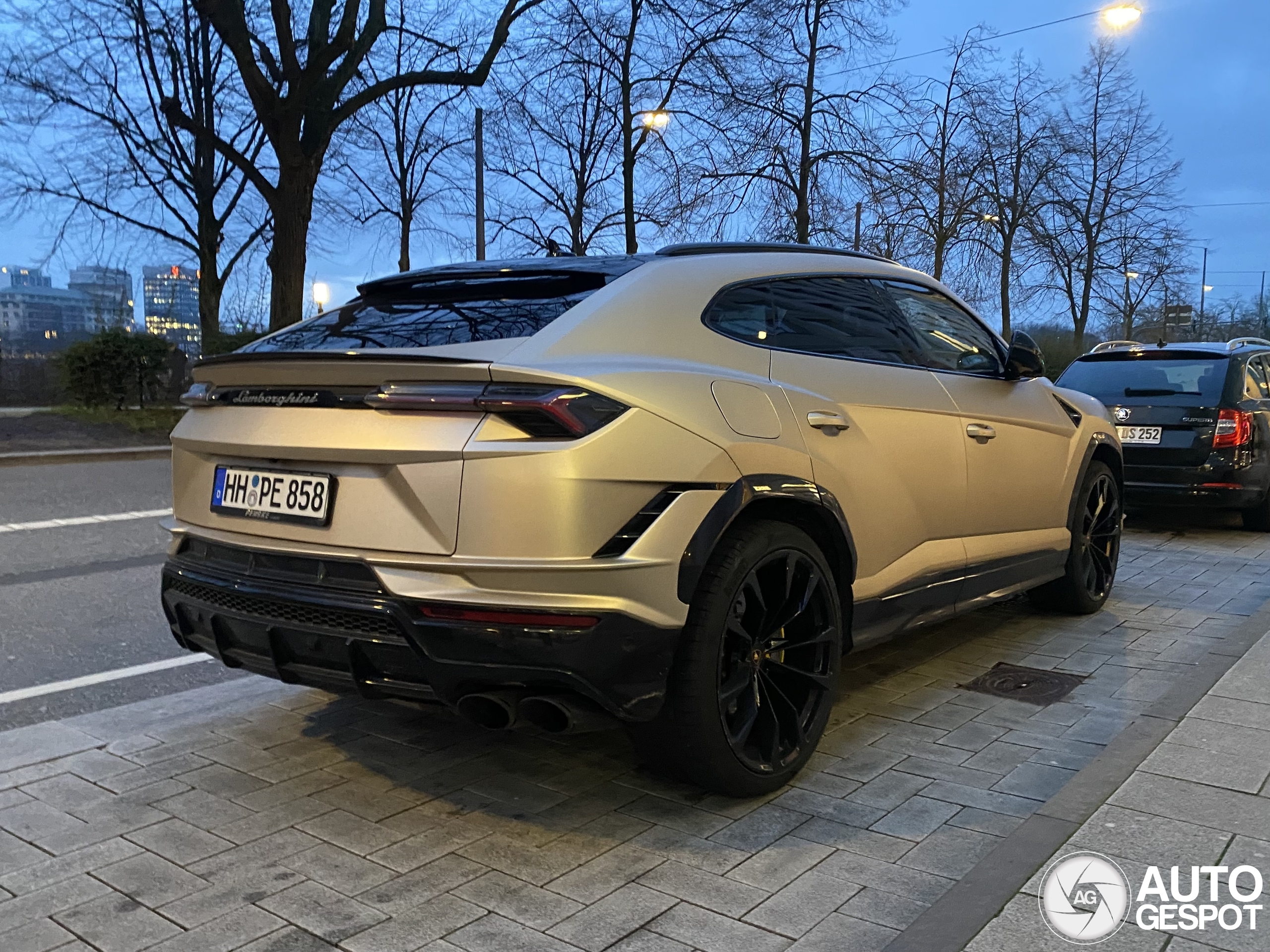 Lamborghini Urus S