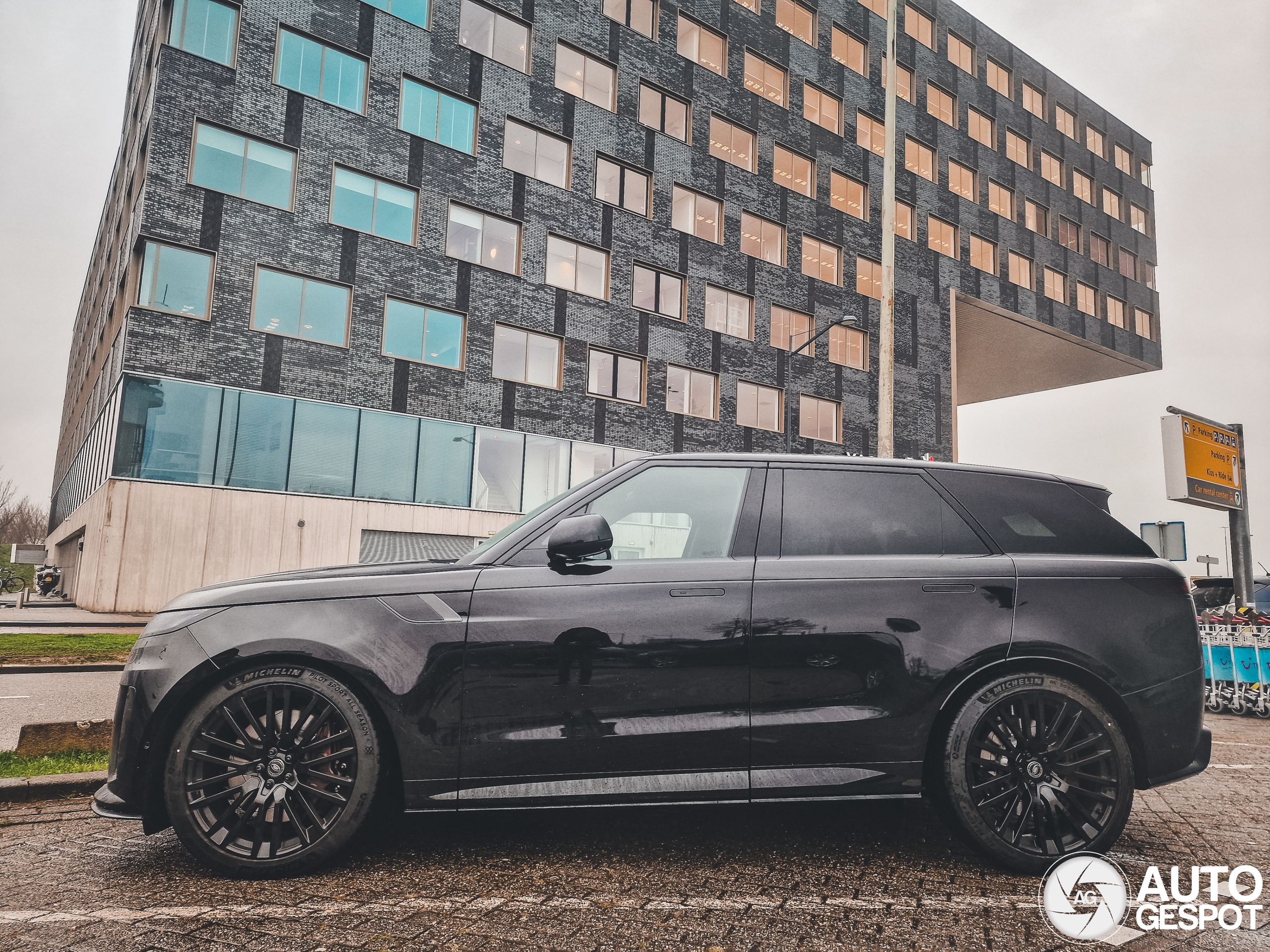 Range Rover Sport SV 2024 Edition One