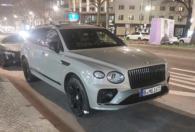 Bentley Bentayga Azure EWB