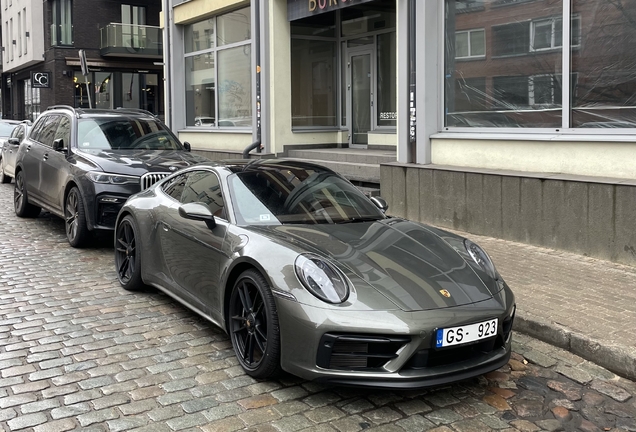 Porsche 992 Carrera GTS