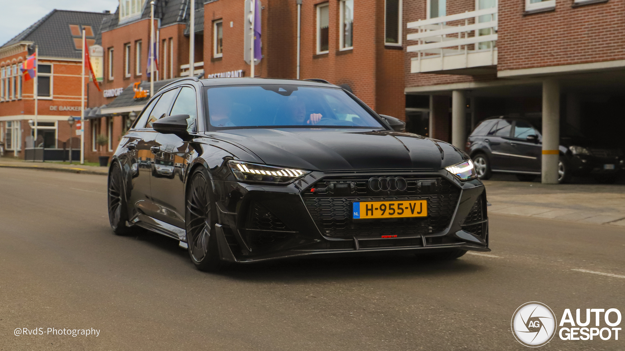 Audi ABT RS6-R Avant C8