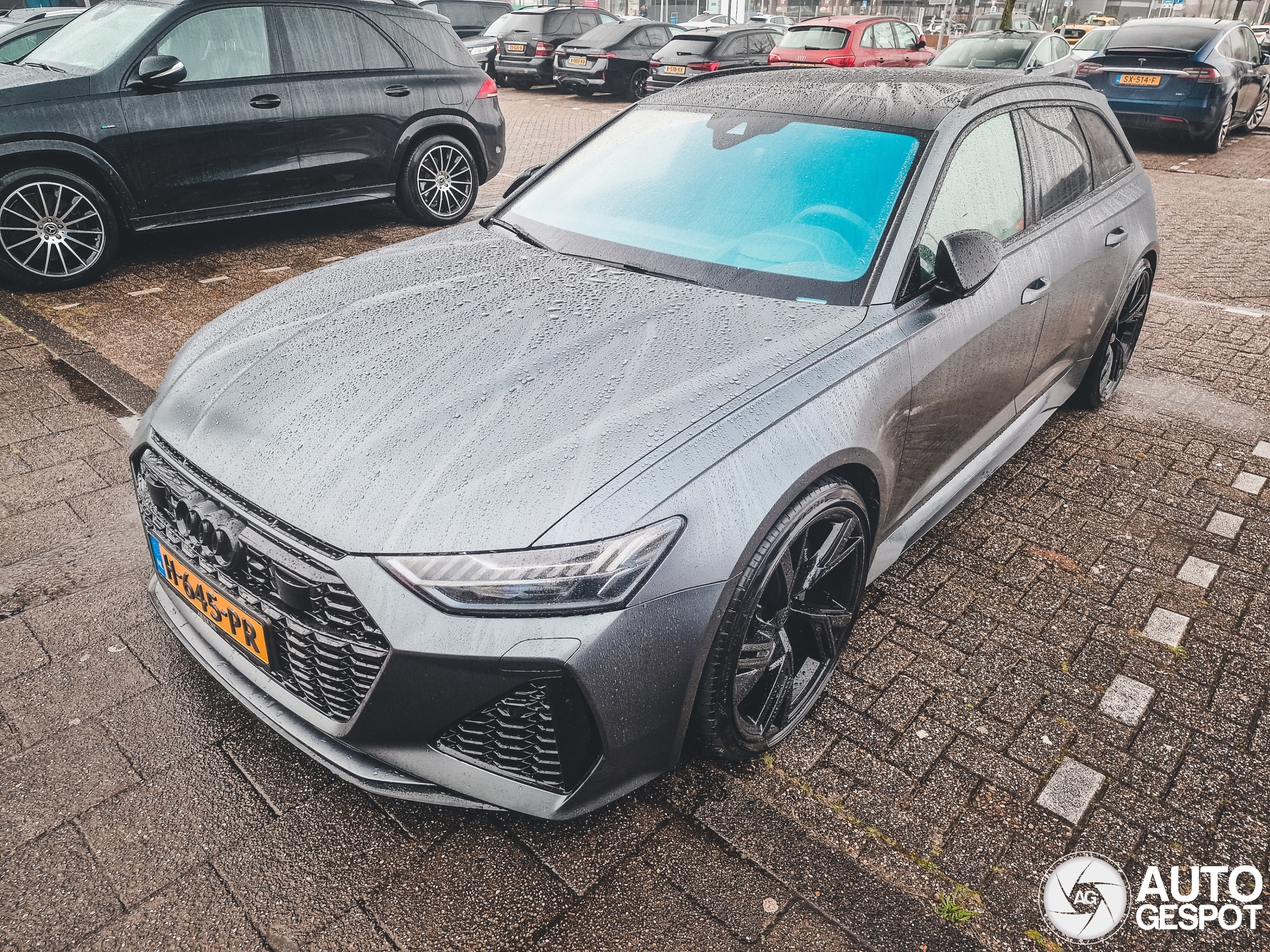 Audi RS6 Avant C8