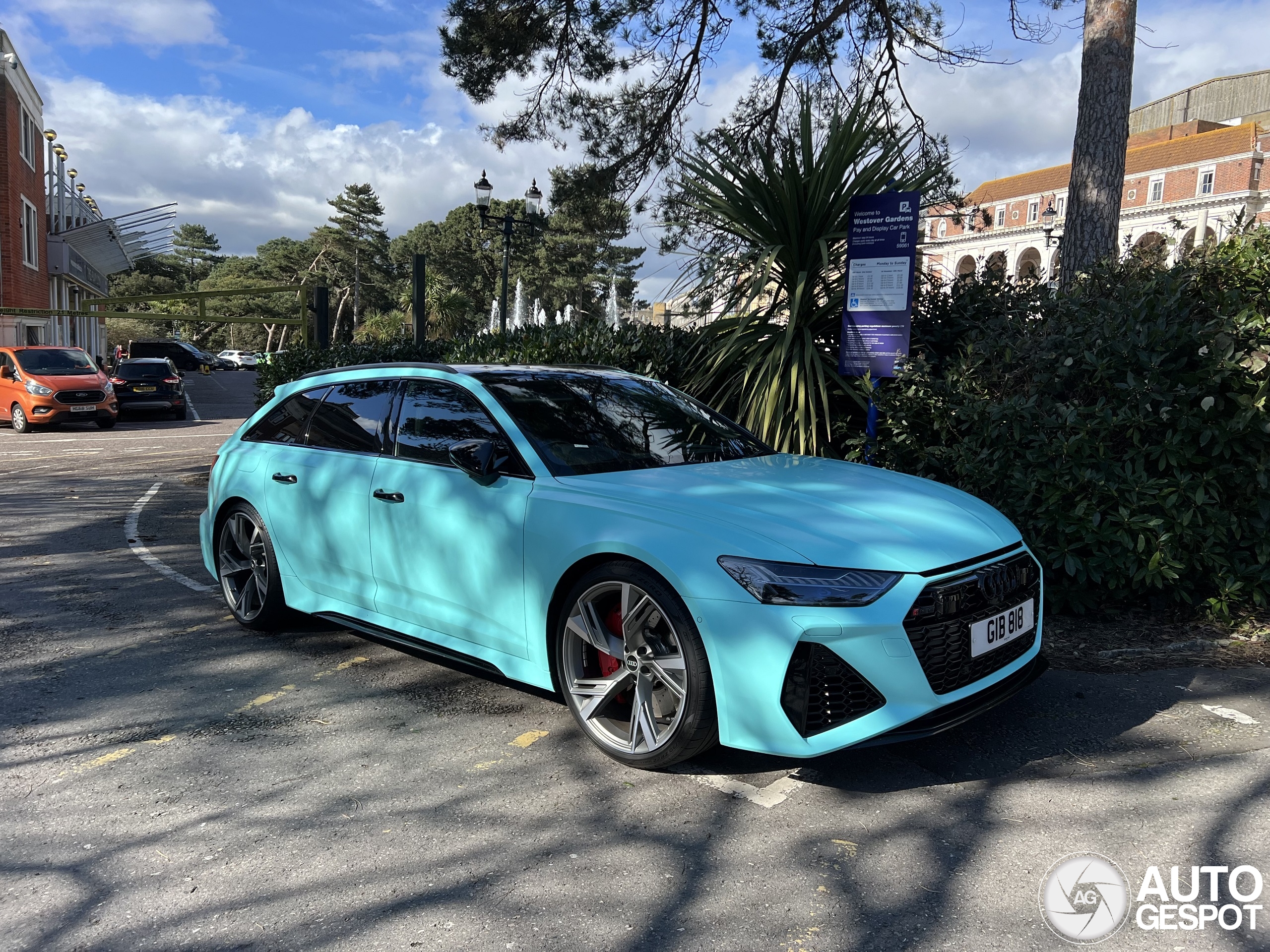 Audi RS6 Avant C8