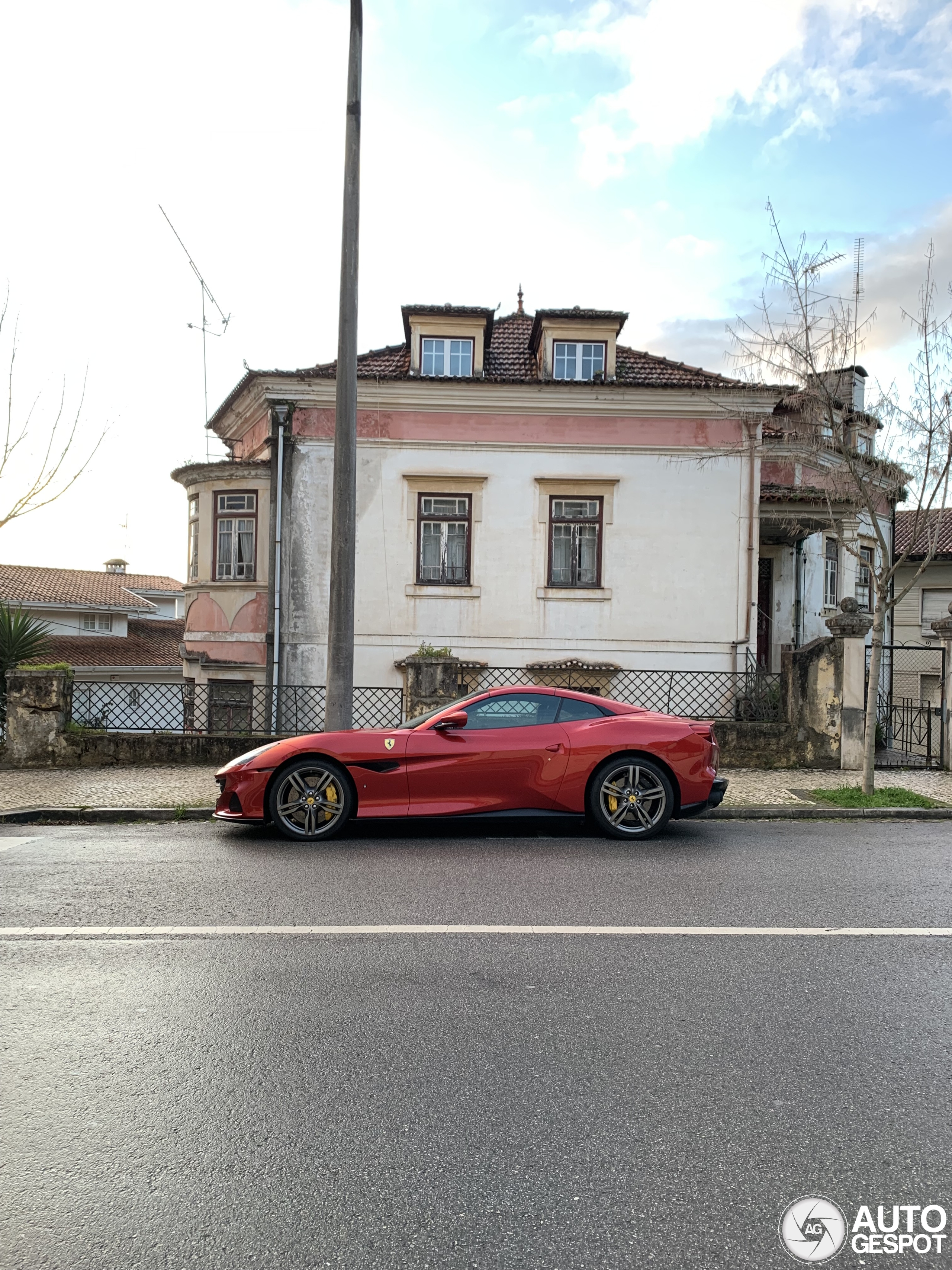 Ferrari Portofino M